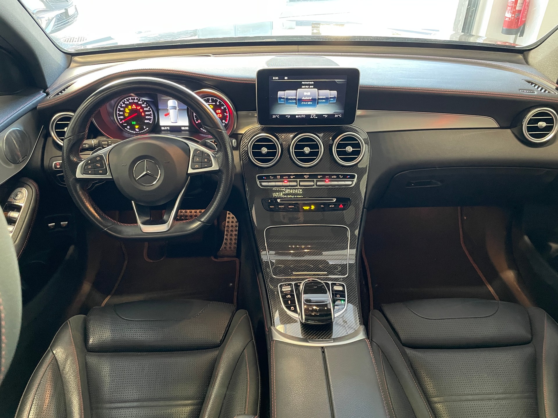MERCEDES-BENZ GLC 43 AMG 4Matic 9G-Tronic-image-13