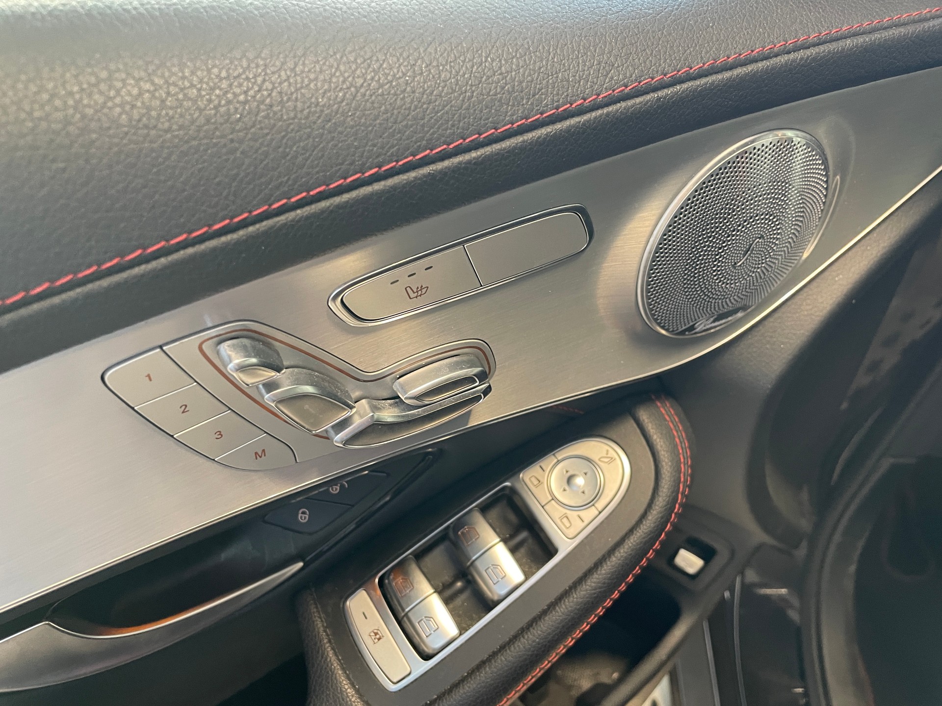 MERCEDES-BENZ GLC 43 AMG 4Matic 9G-Tronic-image-15