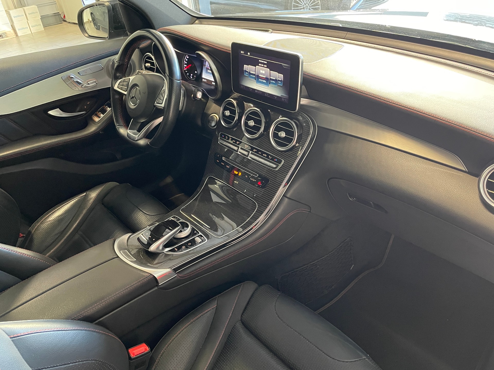 MERCEDES-BENZ GLC 43 AMG 4Matic 9G-Tronic-image-25