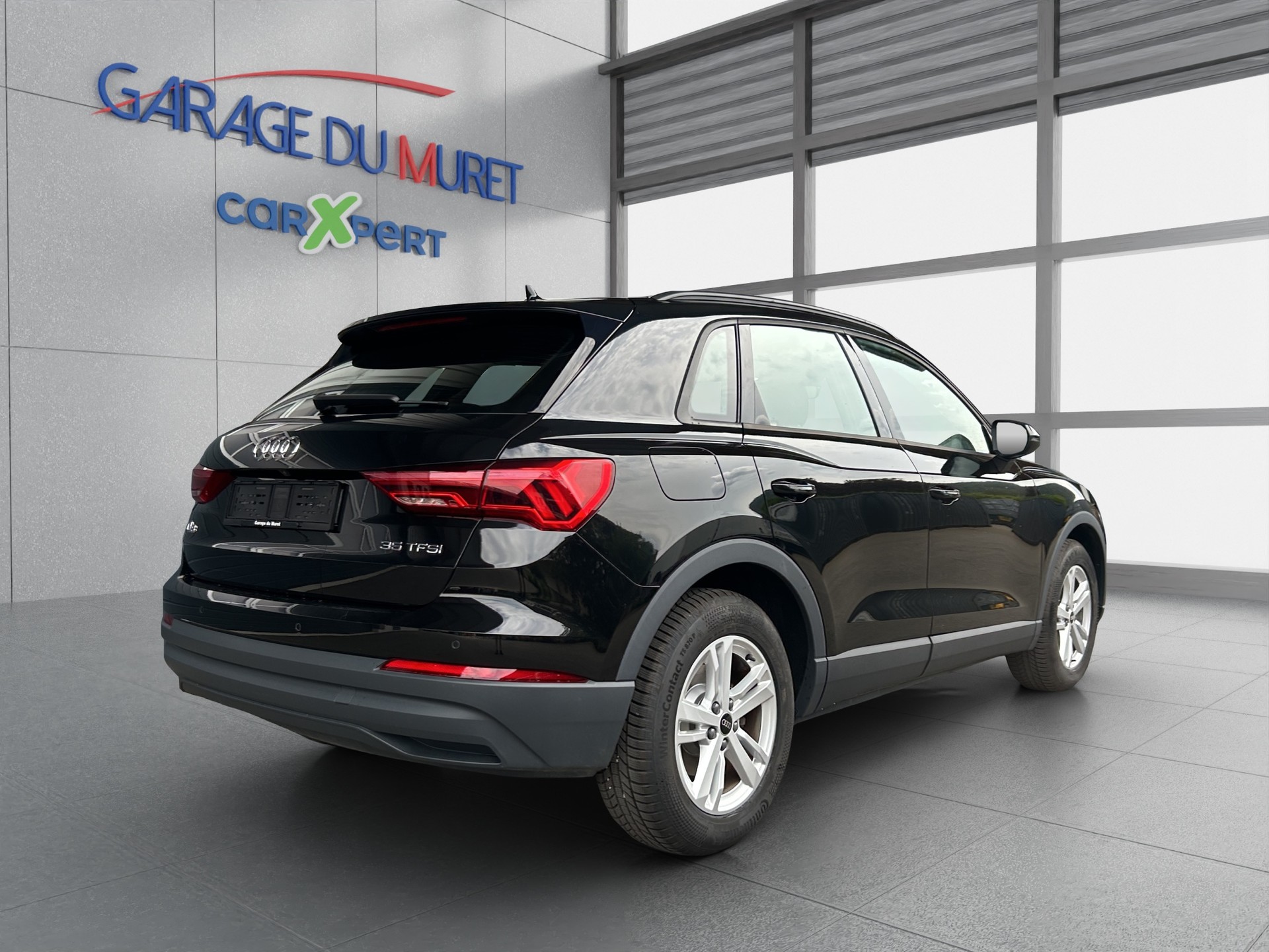 AUDI Q3 35 TFSI Attraction S-tronic-image-4