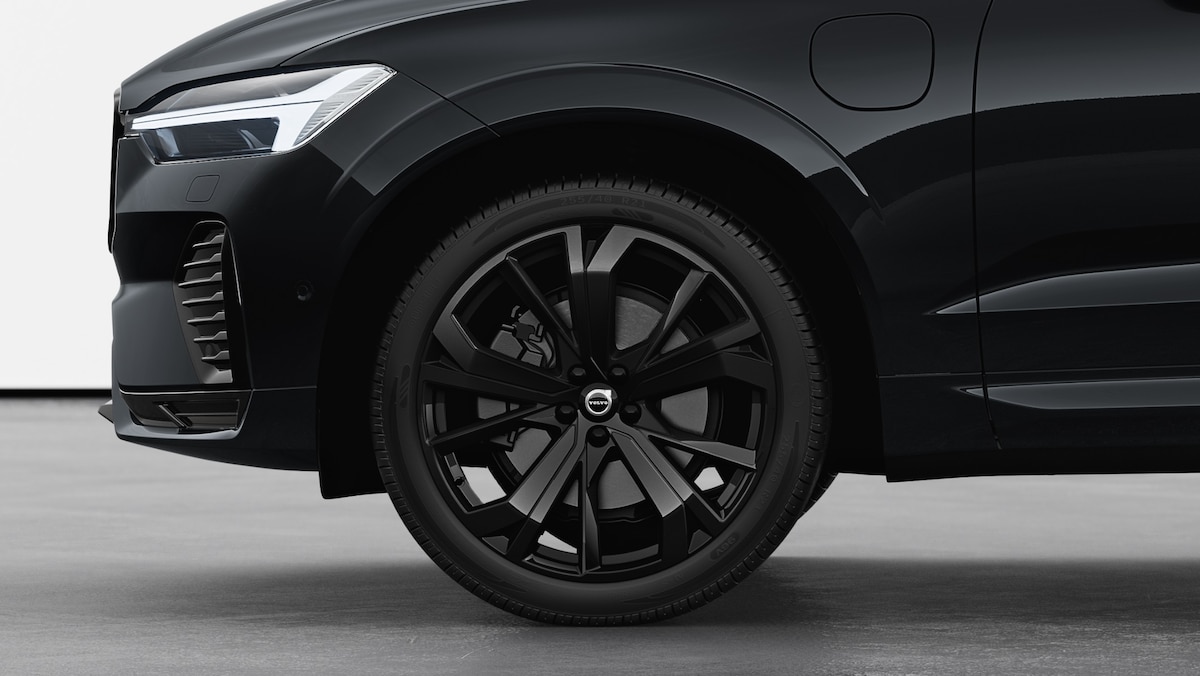 VOLVO XC60 2.0 T8 TE XCENTRIC Black Edition eAWD-image-13