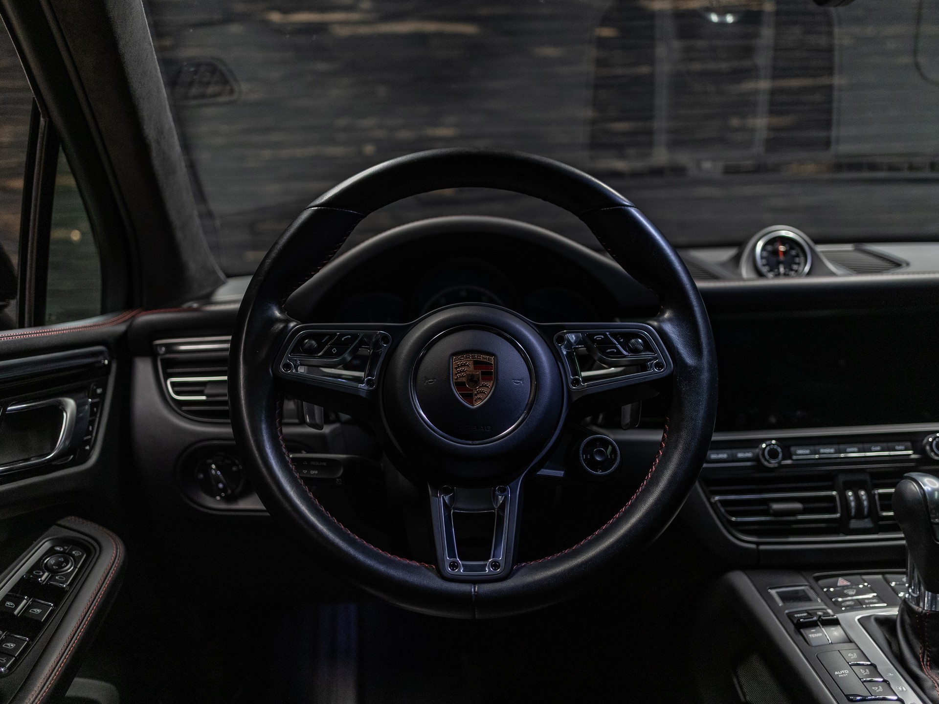 PORSCHE Macan Turbo PDK-image-6