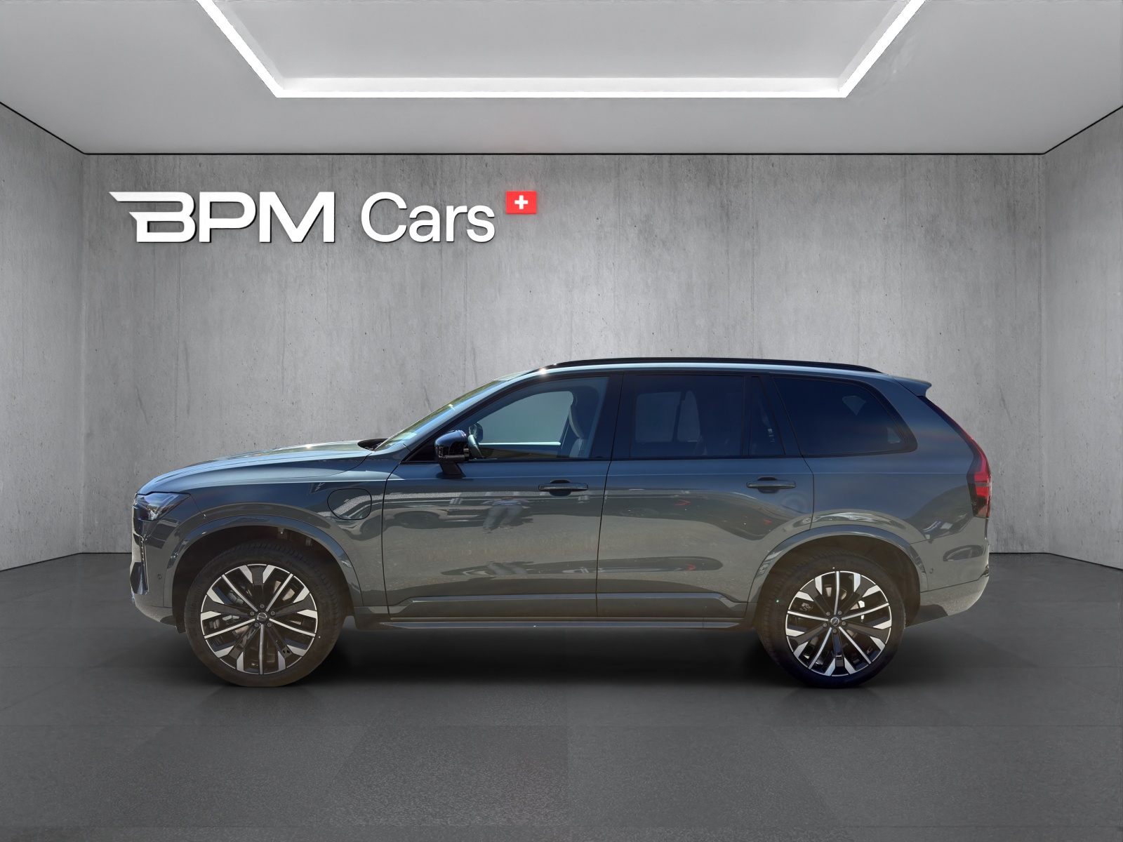 VOLVO XC90 T8 eAWD PluginHybrid Plus Dark Geartronic-image-1
