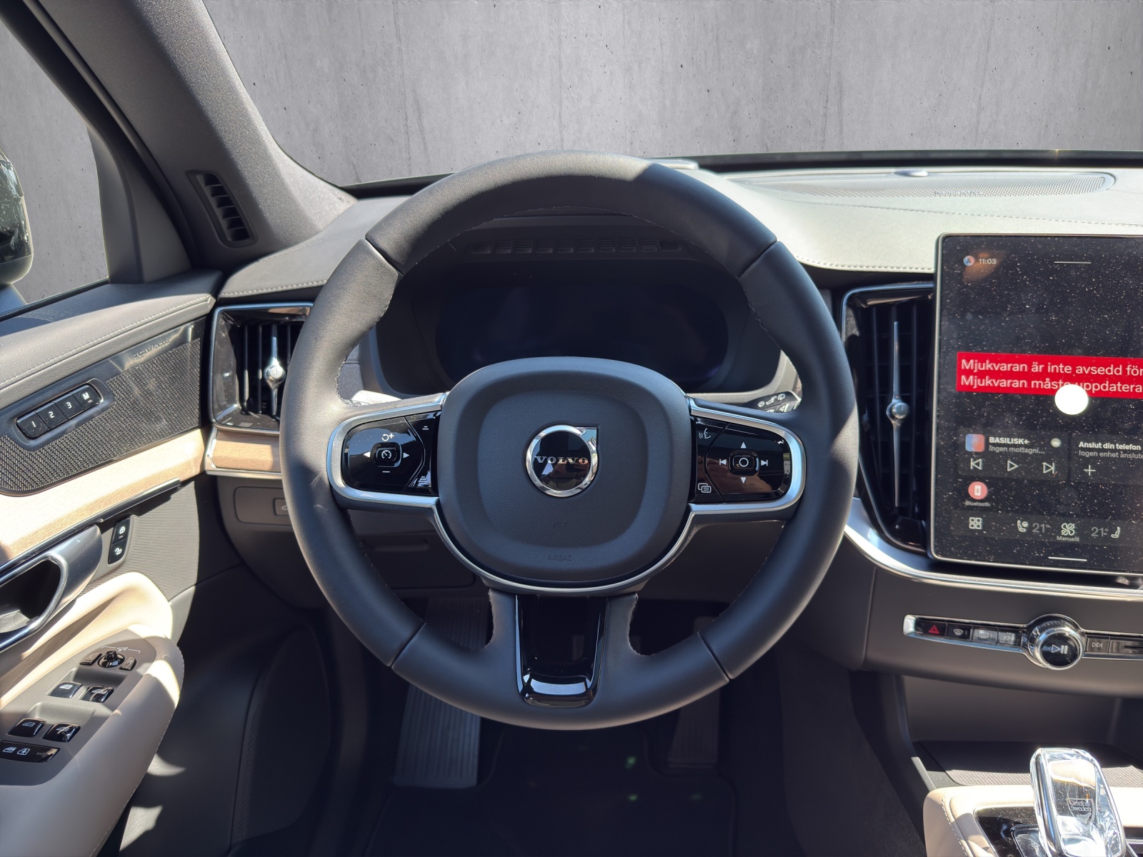 VOLVO XC90 T8 eAWD PluginHybrid Plus Dark Geartronic-image-10