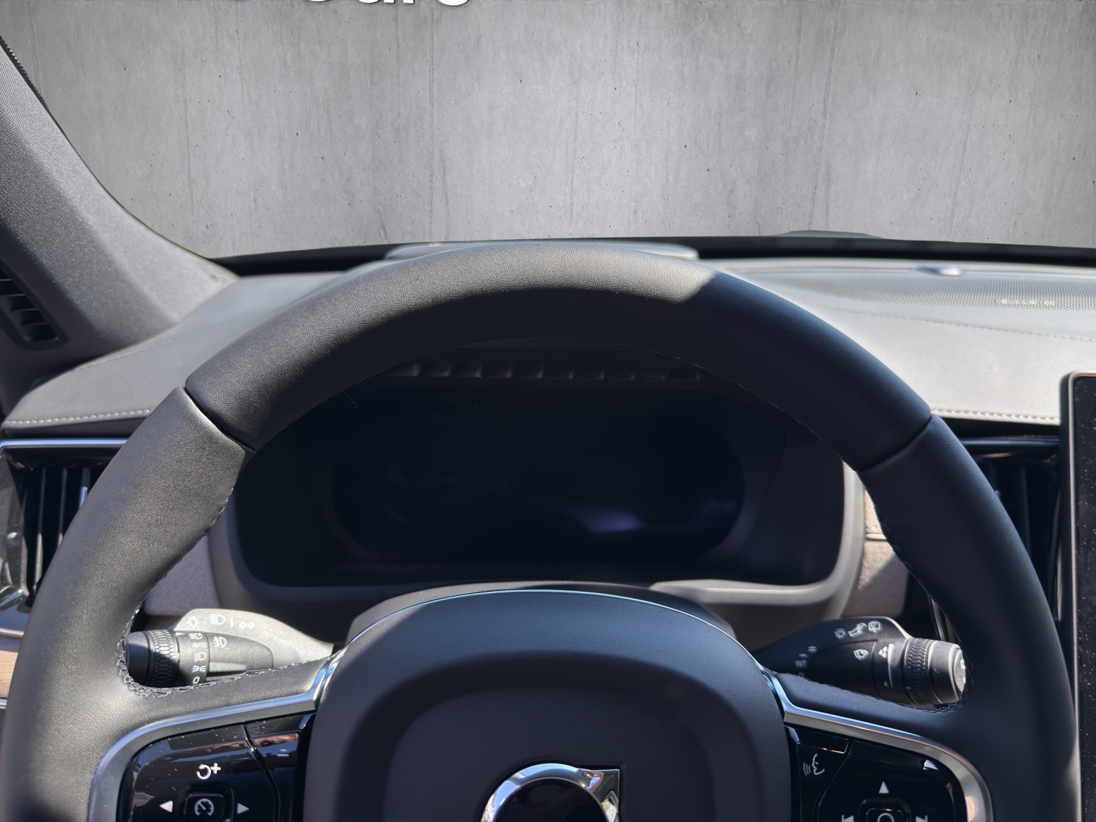 VOLVO XC90 T8 eAWD PluginHybrid Plus Dark Geartronic-image-11