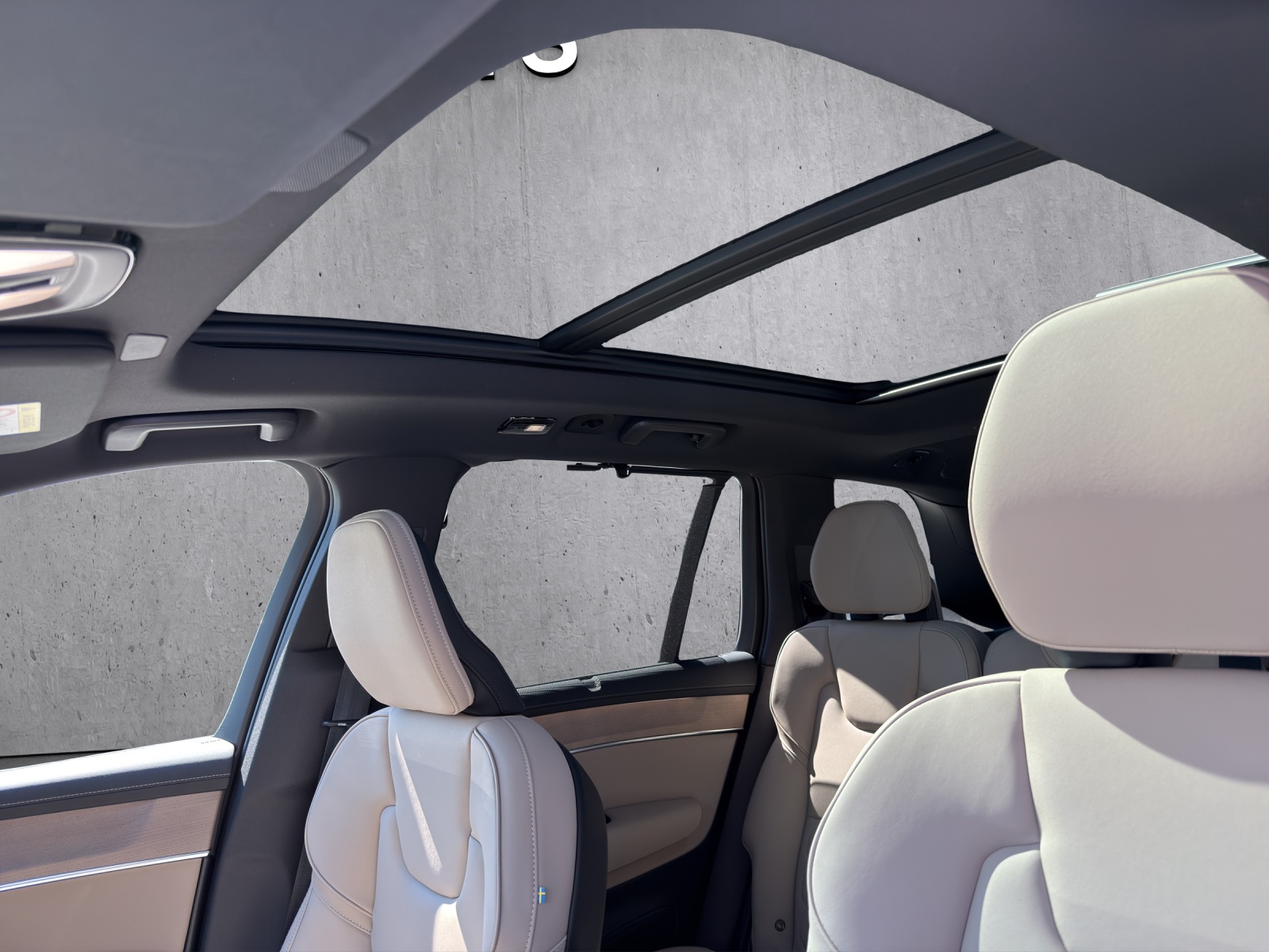 VOLVO XC90 T8 eAWD PluginHybrid Plus Dark Geartronic-image-15