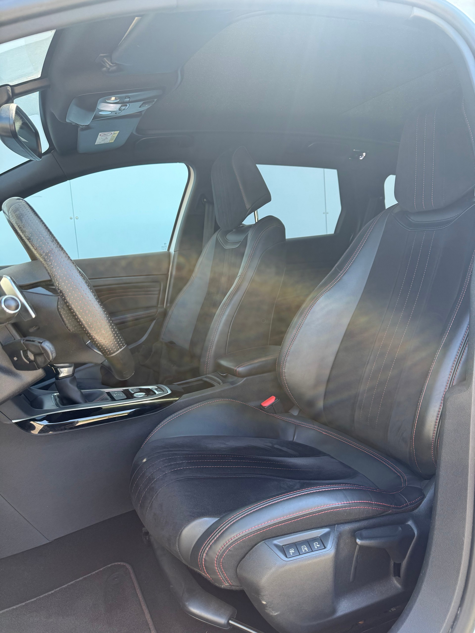 PEUGEOT 308 SW 2.0 BlueHDI GT Automatic-image-9