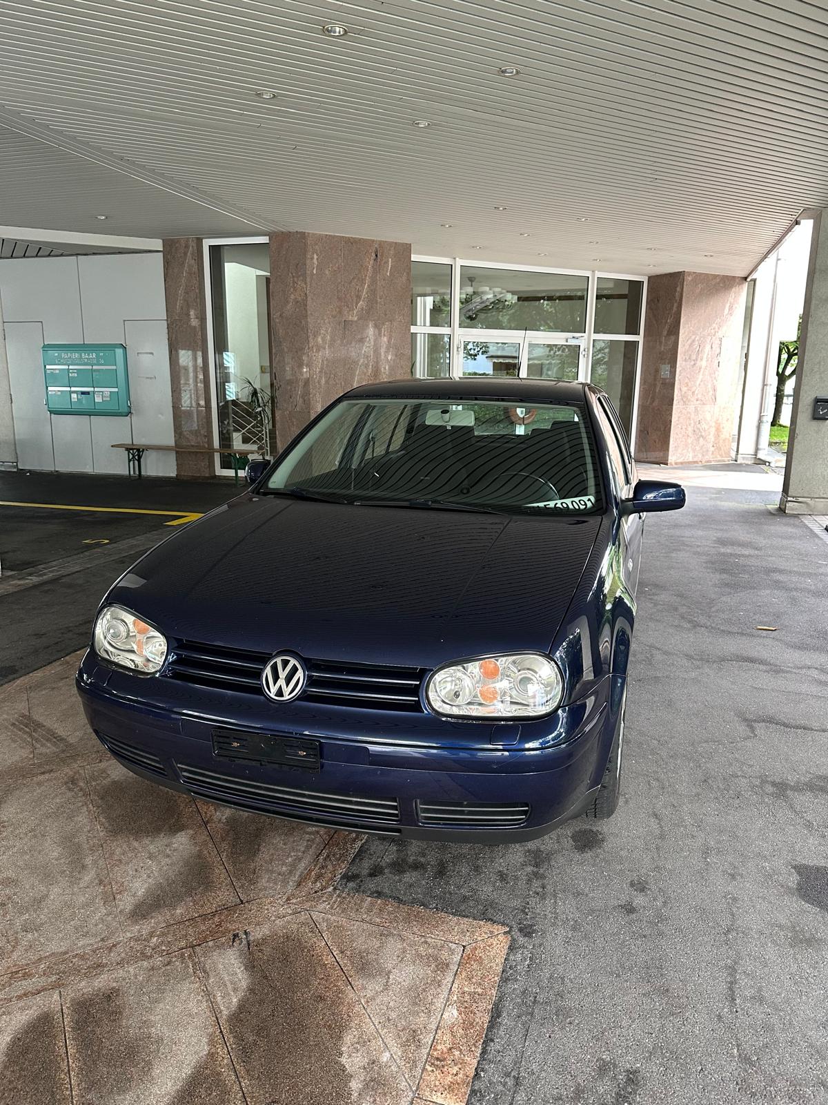 VW Golf 2.3 V5 GTI-image-11