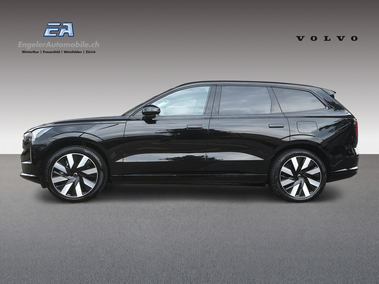VOLVO EX90 Twin Plus AWD-showroom-element-2