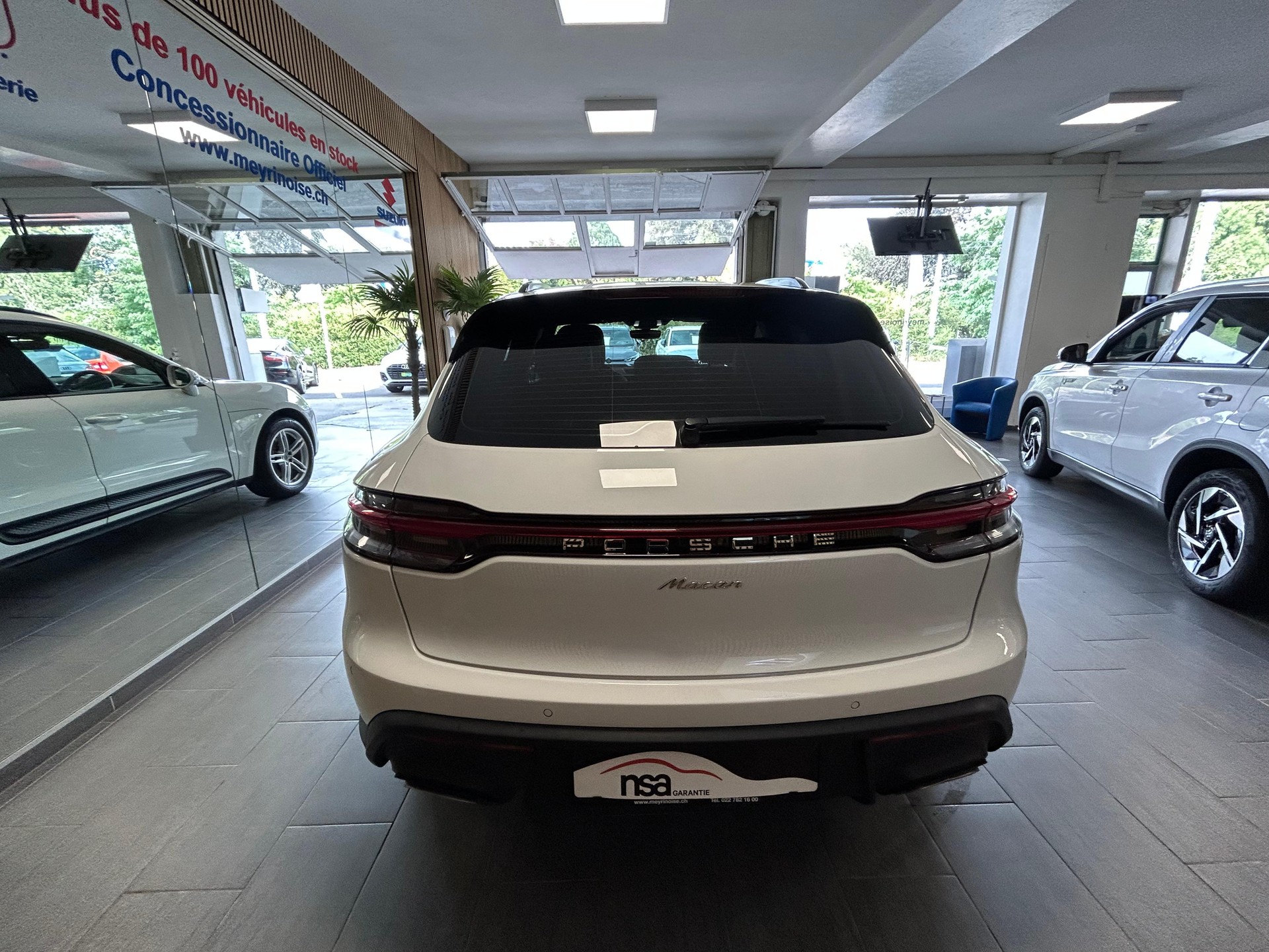 PORSCHE Macan 2.0-image-6