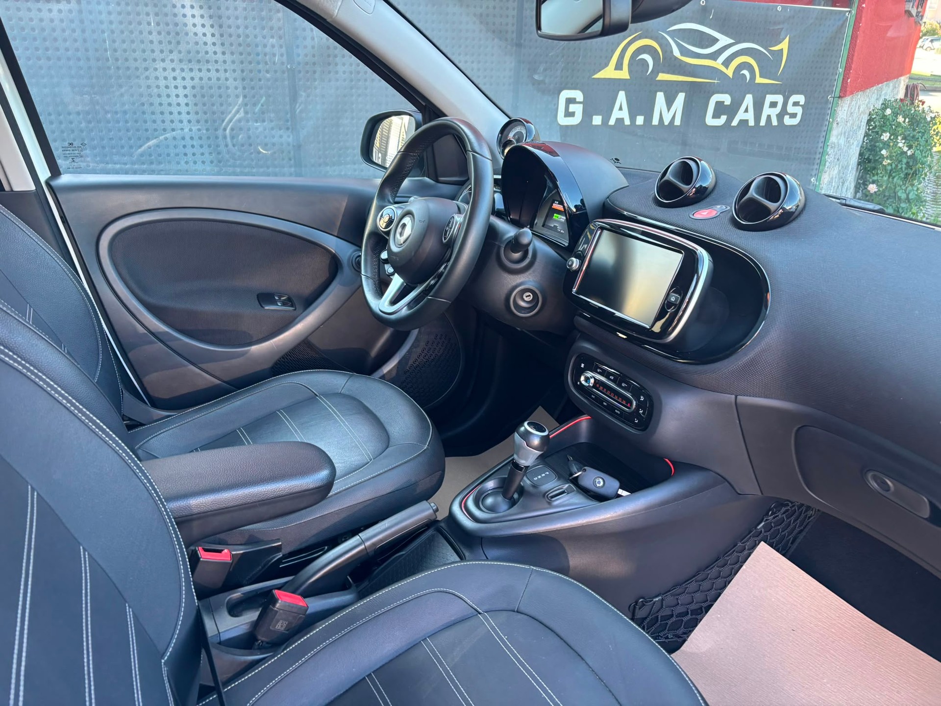 SMART forfour EQ prime-image-6