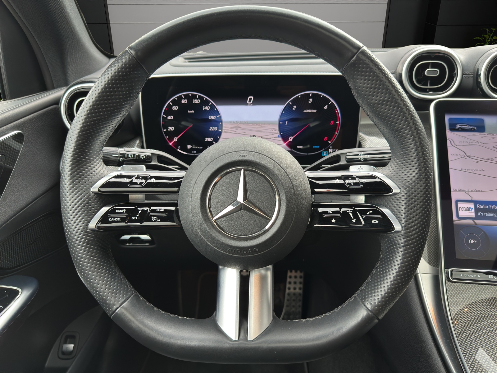 MERCEDES-BENZ GLC 220 d 4M 9G-Tronic-image-10