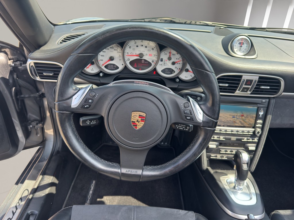 PORSCHE 911 Cabriolet 3.8 Carrera 4GTS PDK-image-5