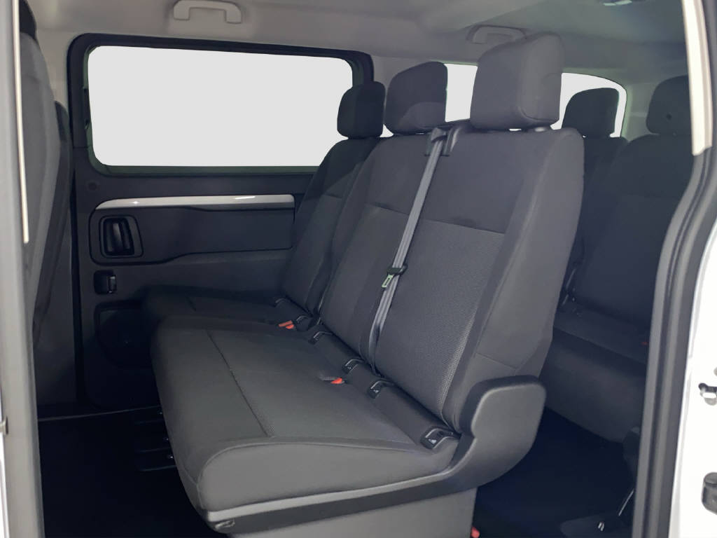 PEUGEOT Traveller Long 2.2 BlueHDi 180-image-12