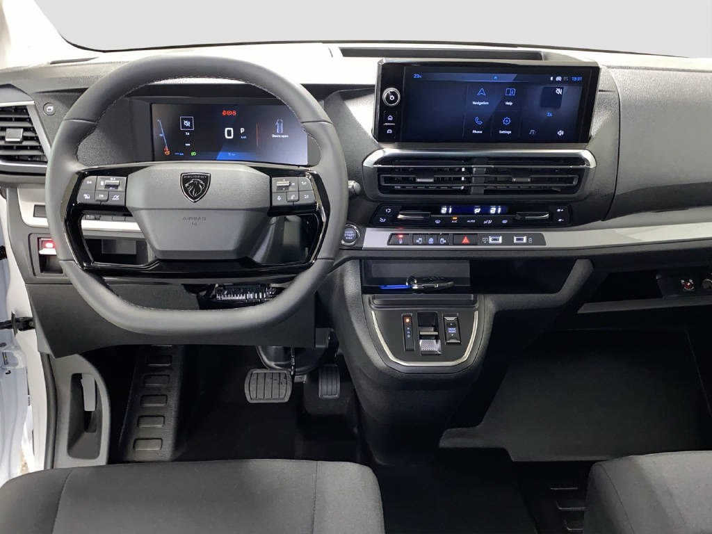 PEUGEOT Traveller Long 2.2 BlueHDi 180-image-9