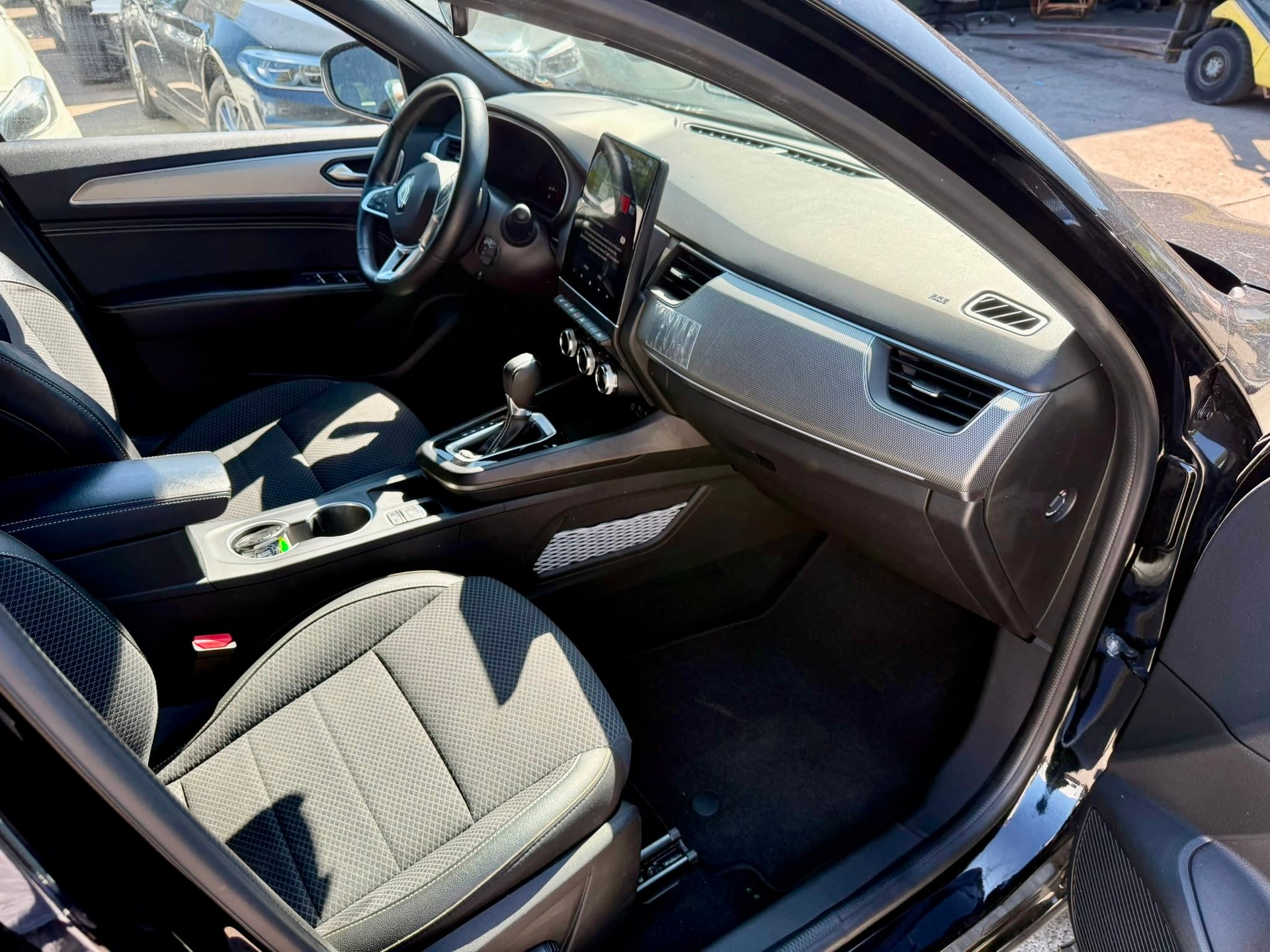 RENAULT Arkana 1.6 E-Tech Techno-image-11