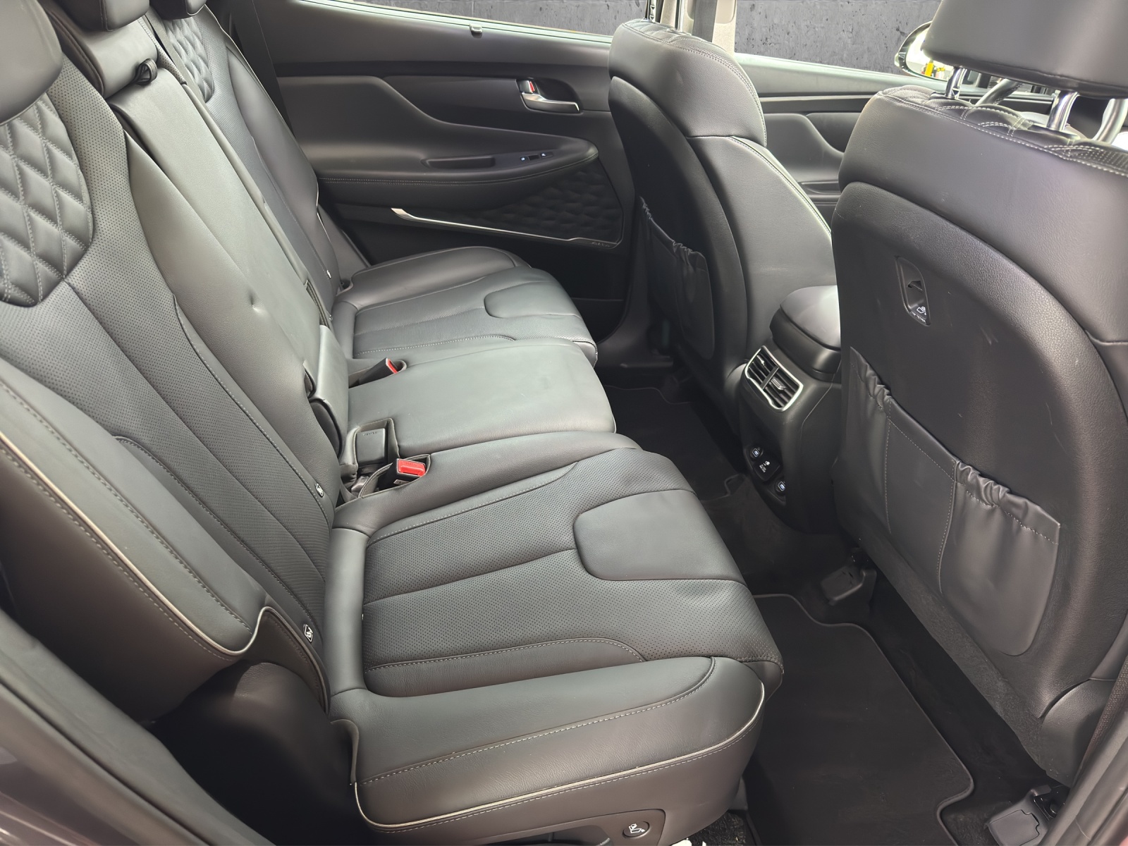 HYUNDAI Santa Fe 2.2 CRDI Amplia 4WD Automatic-image-12