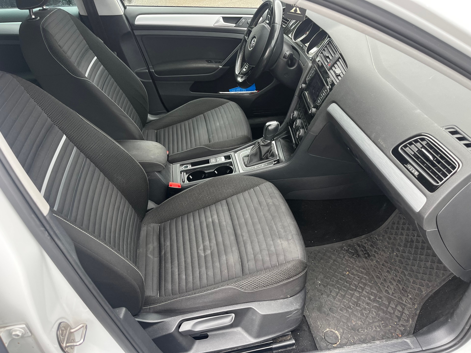 VW Golf 1.4 TSI Cup DSG-image-10