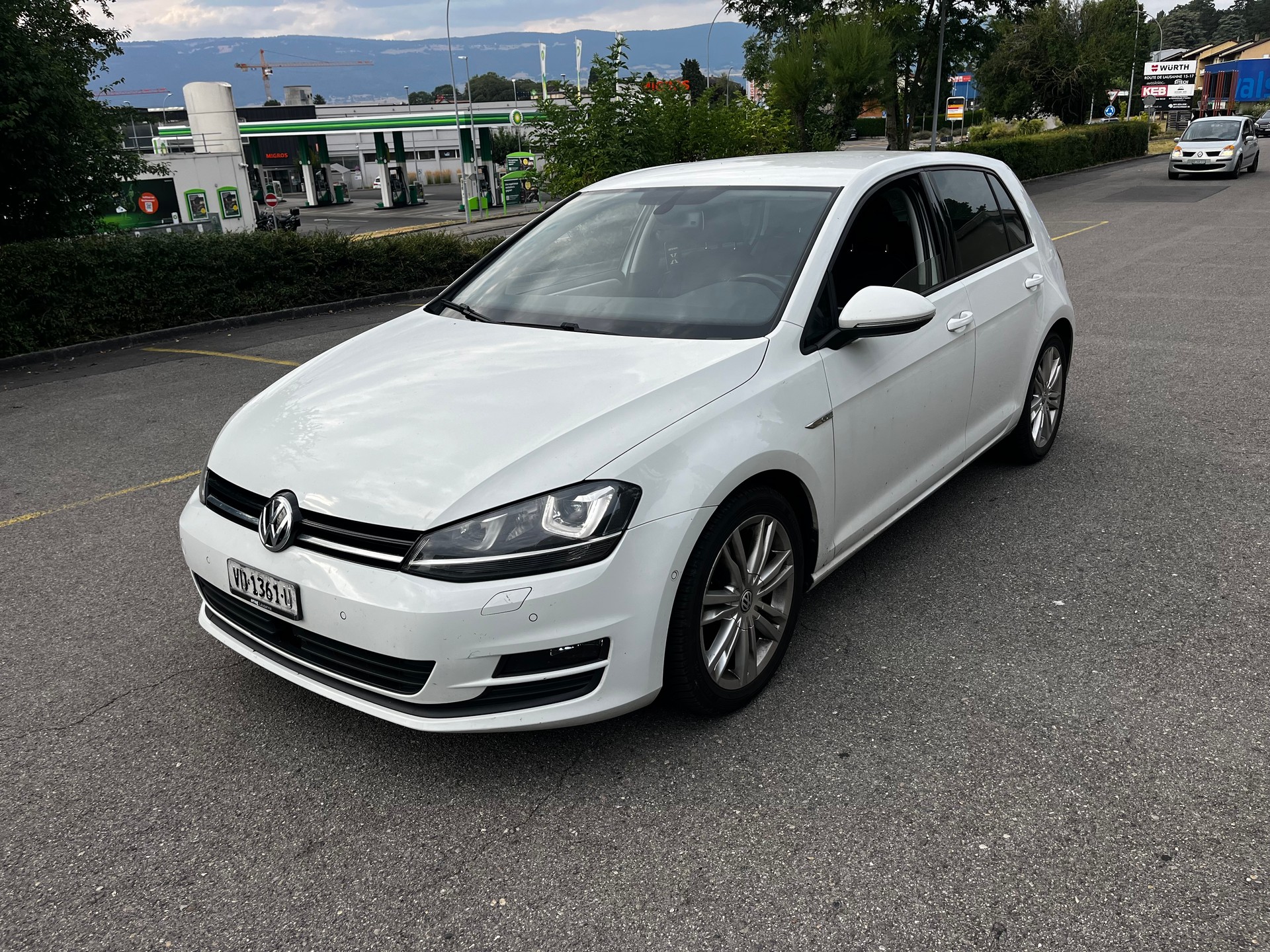 VW Golf 1.4 TSI Cup DSG-image-2