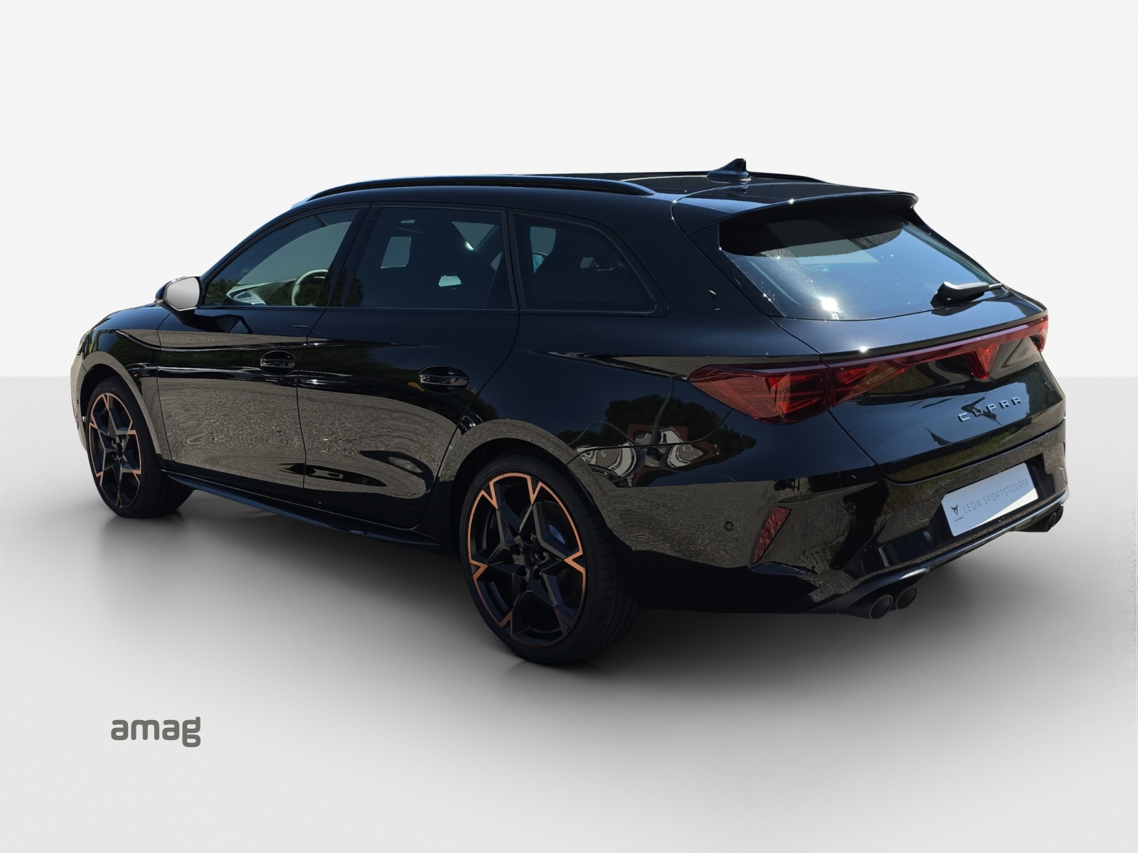 CUPRA LEON ST 2.0 TSI Black Symphony DSG 4Drive-image-2