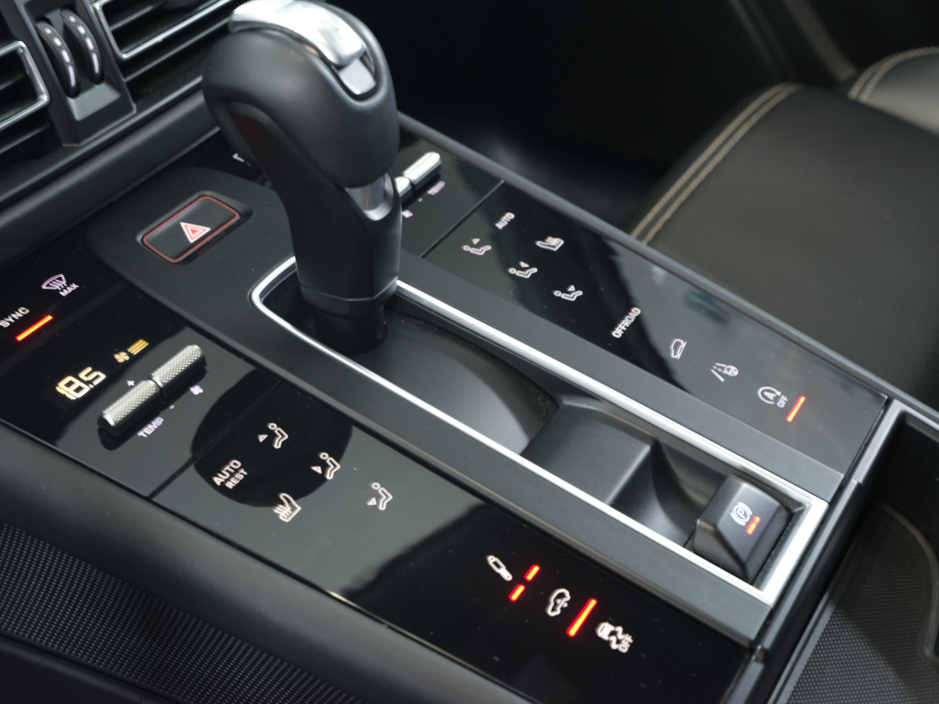 PORSCHE Macan S PDK *Sport Chrono* *360 Kamera* *Panorama*-image-27