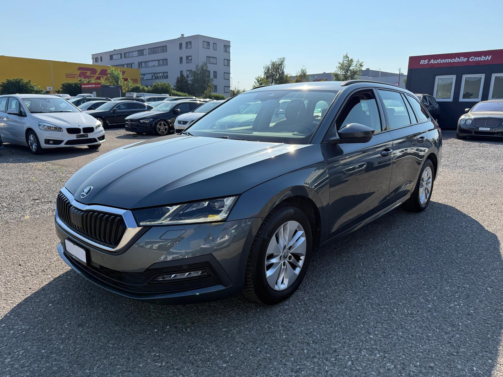 SKODA Octavia Combi 2.0 TDI Ambition 4x4 DSG-image-0