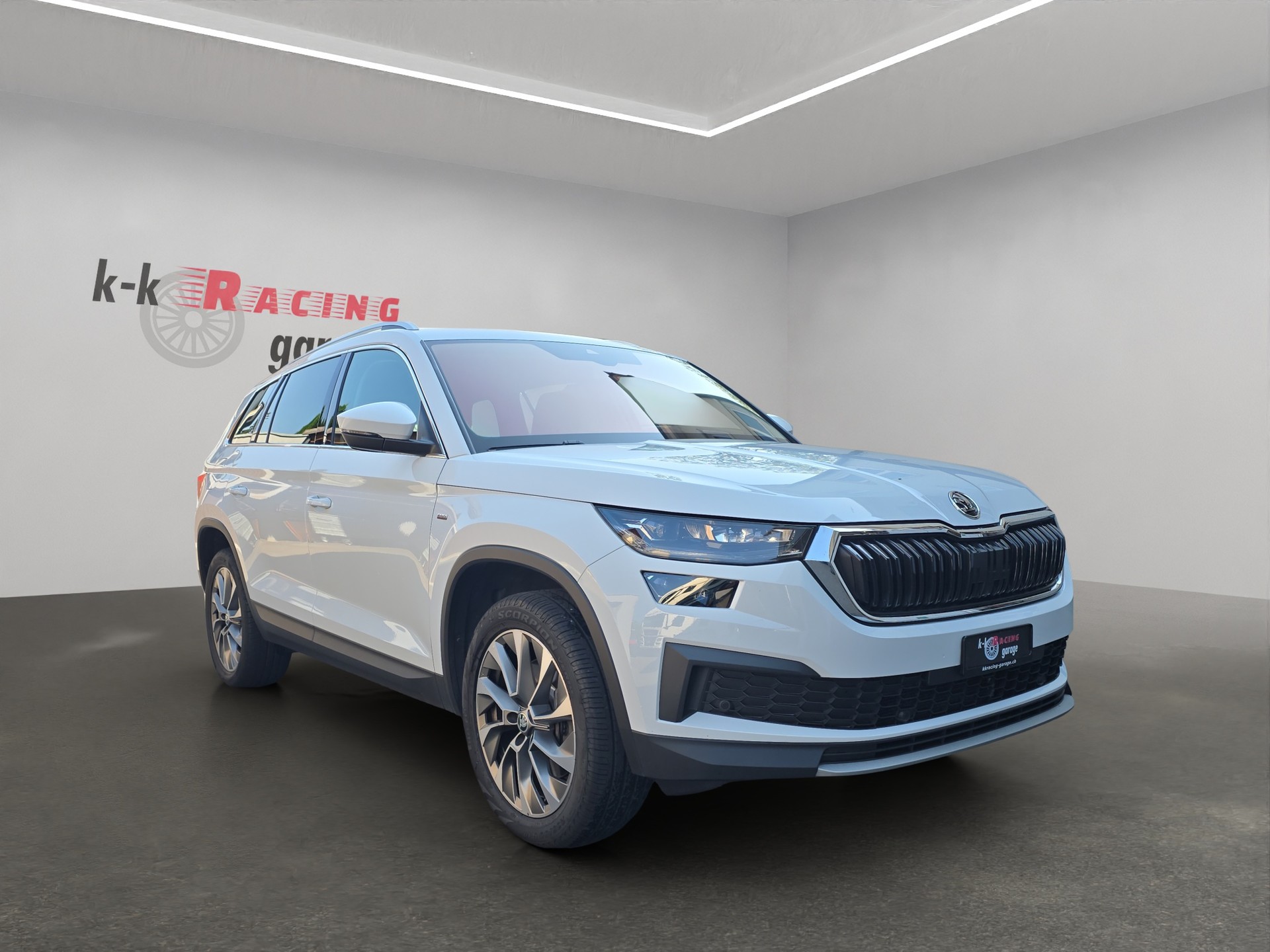 SKODA Kodiaq 2.0 TDI CR Clever 4x4 DSG-image-2