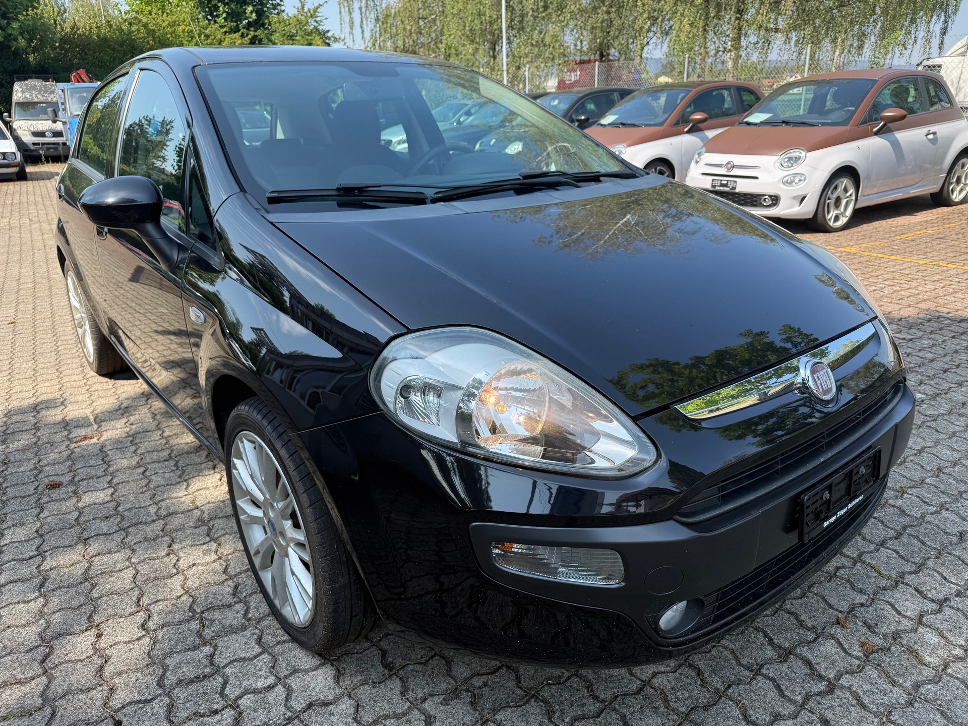 FIAT Punto 1.4 Dynamic (EVO)-image-2