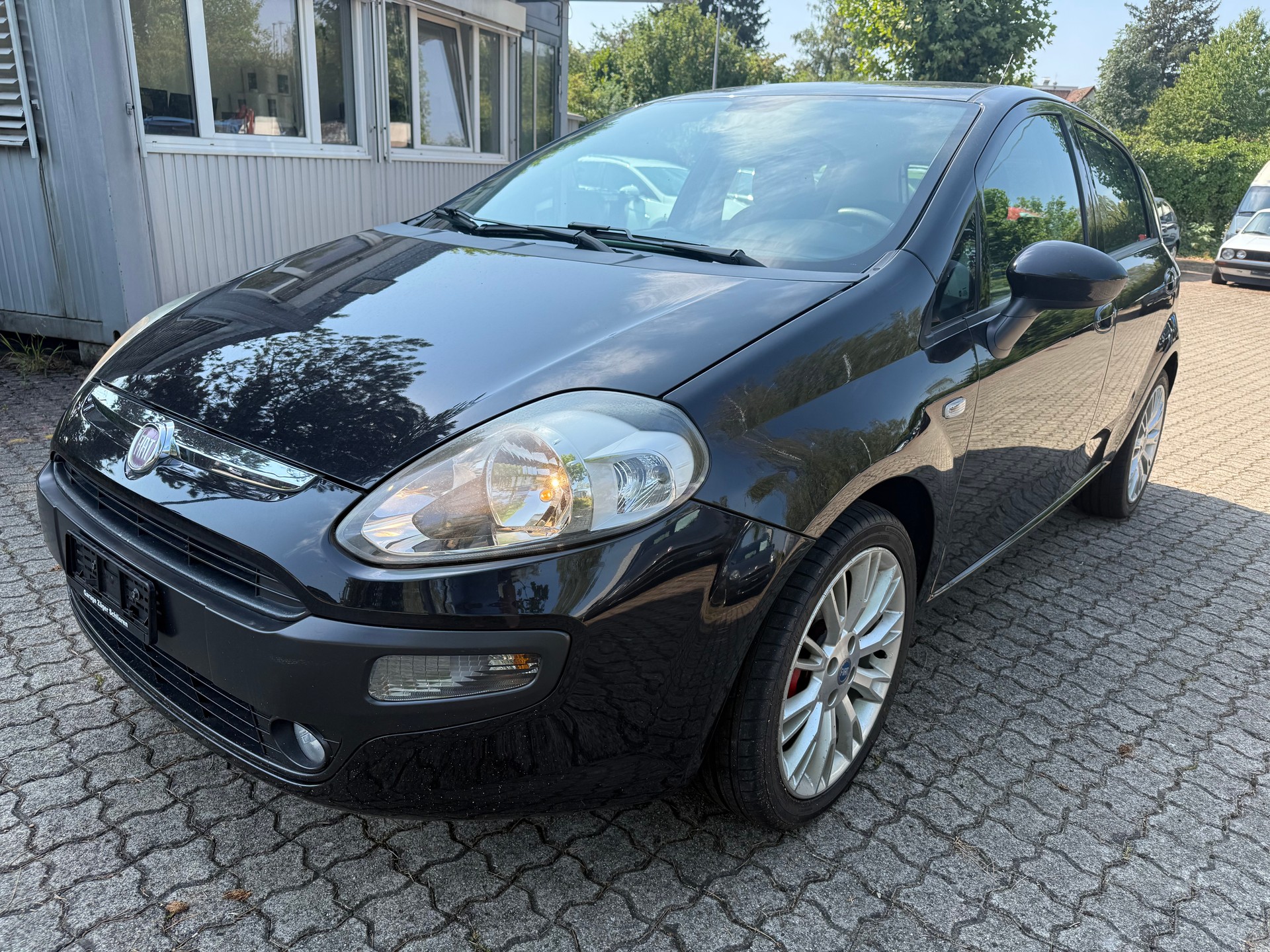 FIAT Punto 1.4 Dynamic (EVO)-image-0