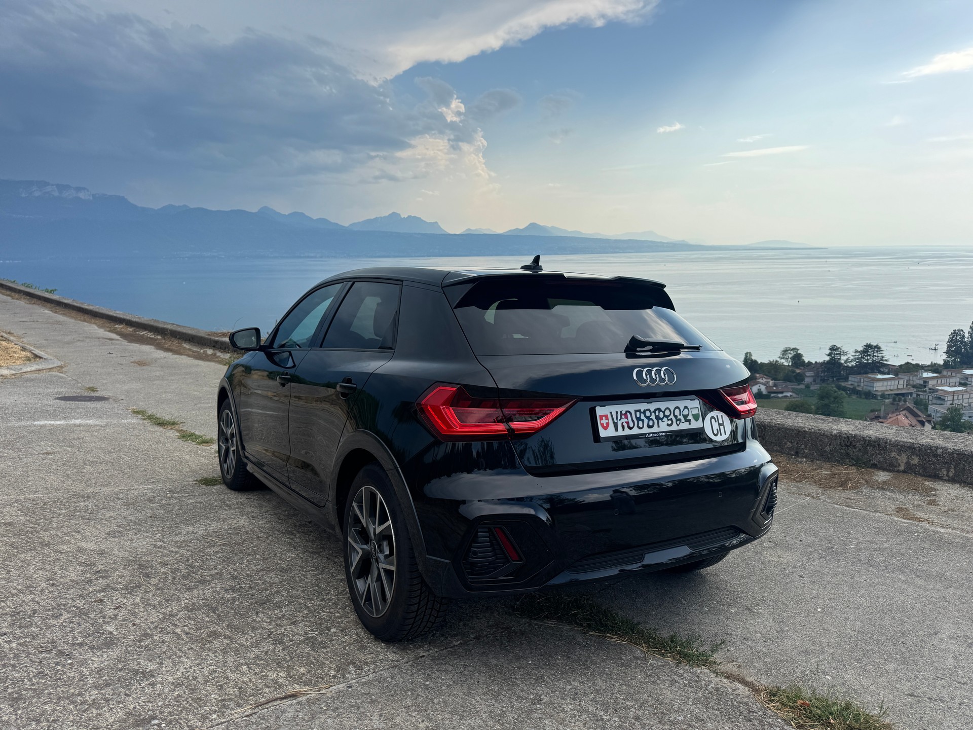 AUDI 1.0 30 TFSI Allstreet Attraction S-Tronic-image-2