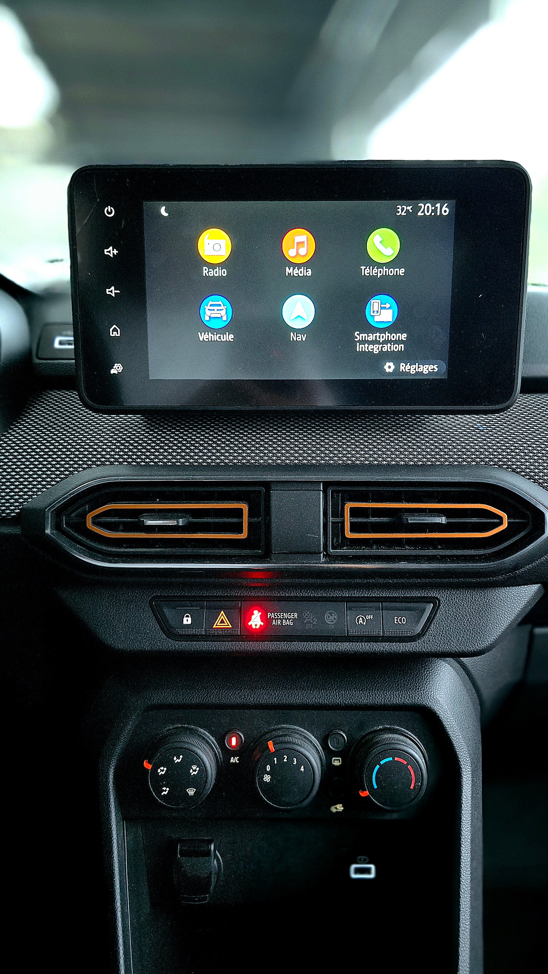 DACIA Sandero Stepway TCe 90 Comfort-image-18