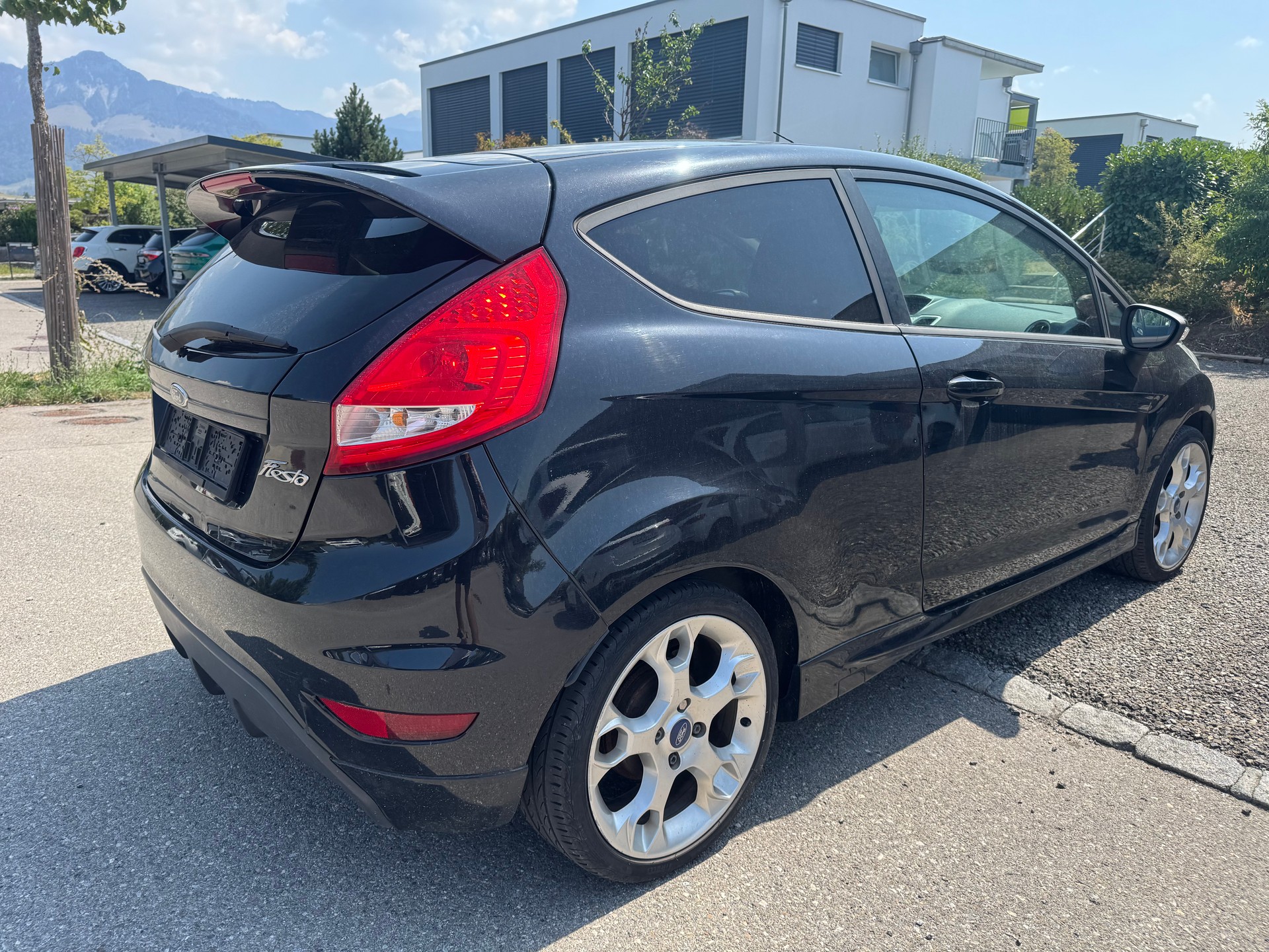 FORD Fiesta 1.6 16V Sport-image-3
