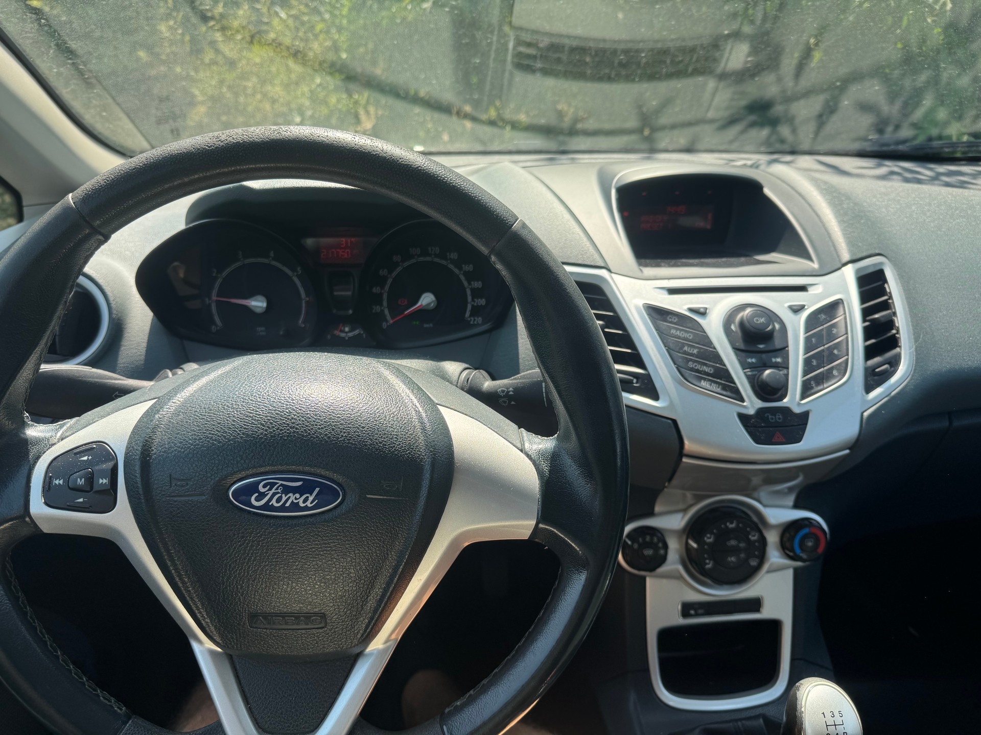 FORD Fiesta 1.6 16V Sport-image-8