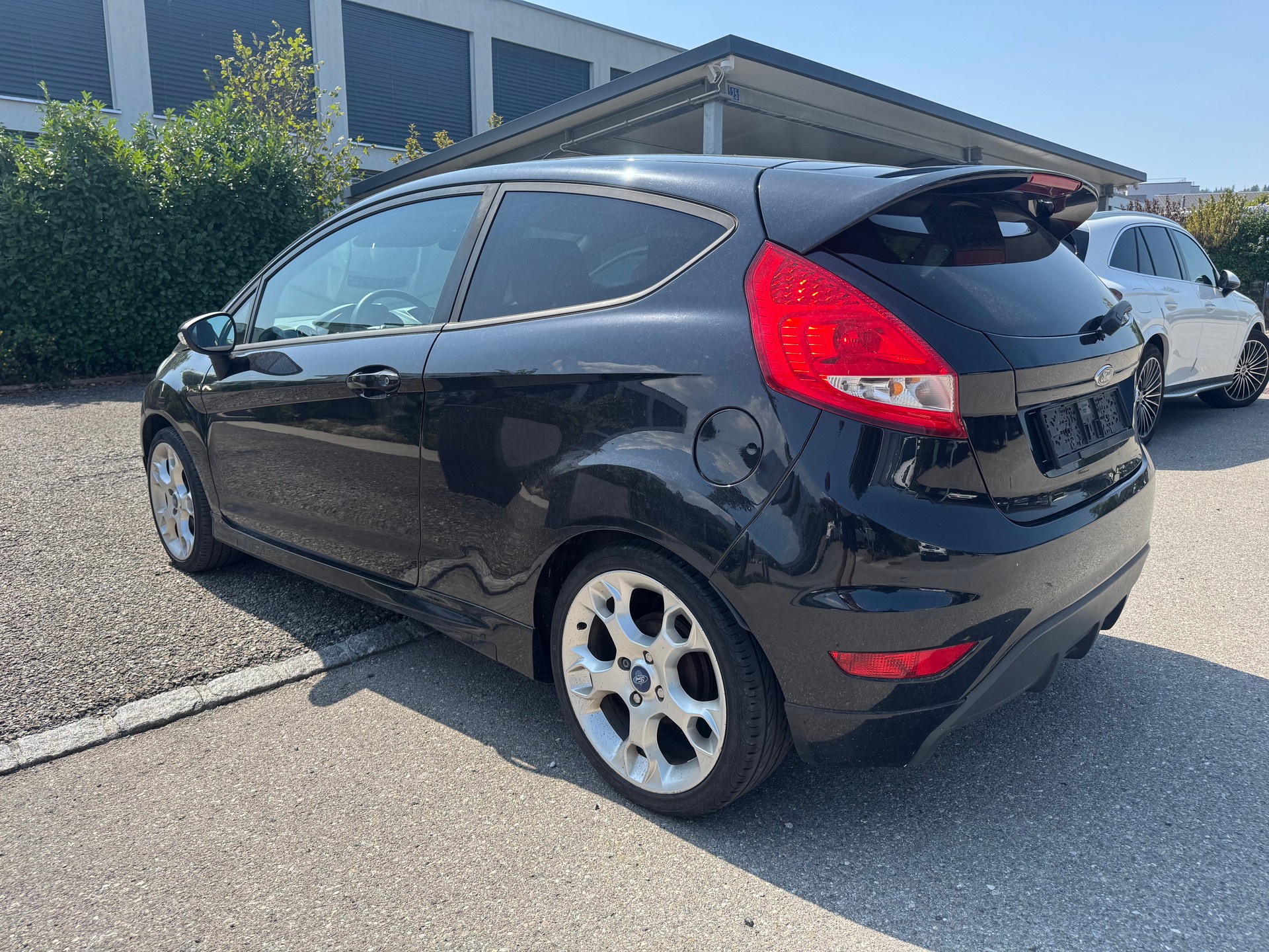 FORD Fiesta 1.6 16V Sport-image-5