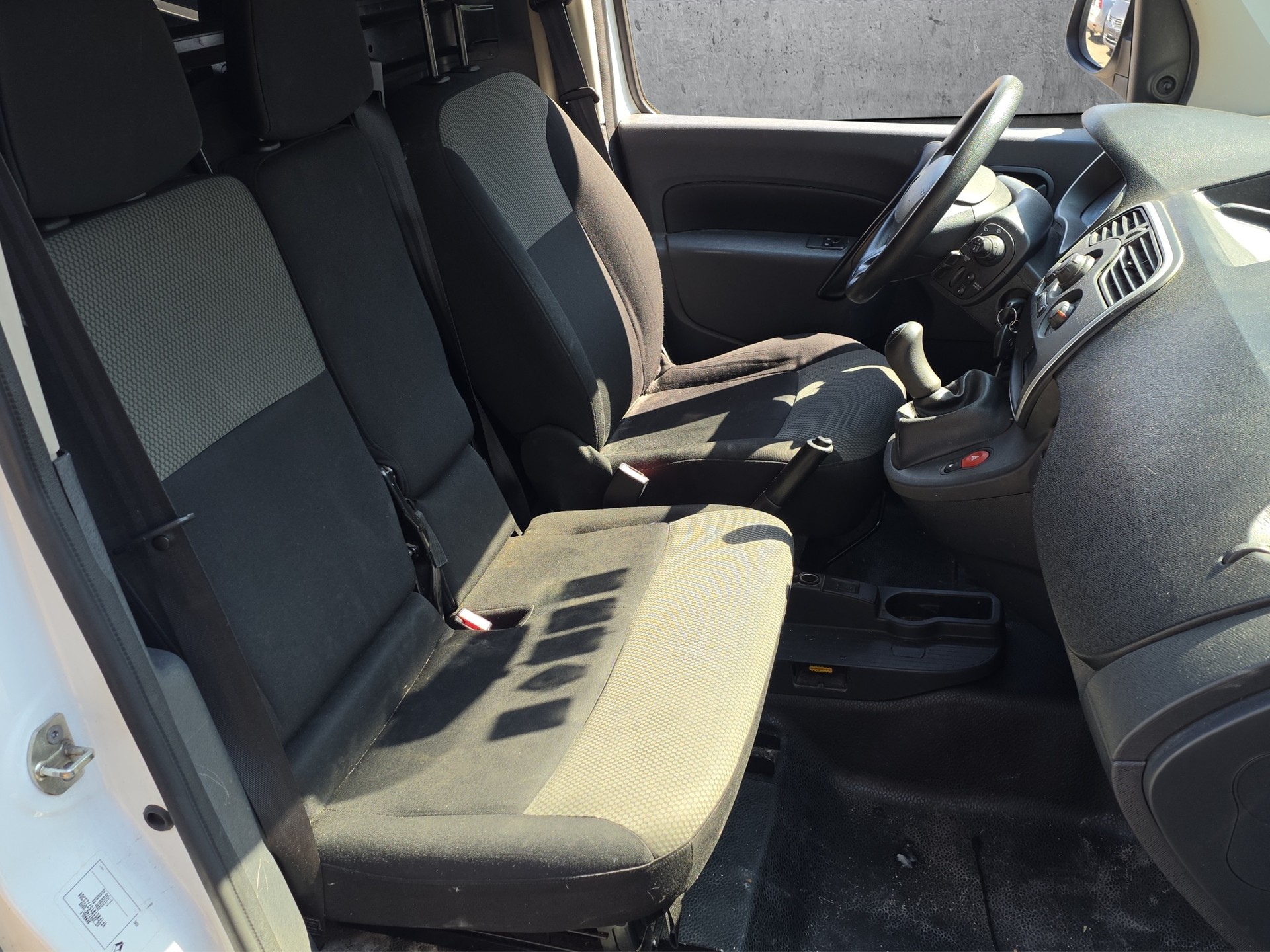 RENAULT Kangoo Maxi dCi 90 ENERGY Access 2 Pl./2 pl.-image-13