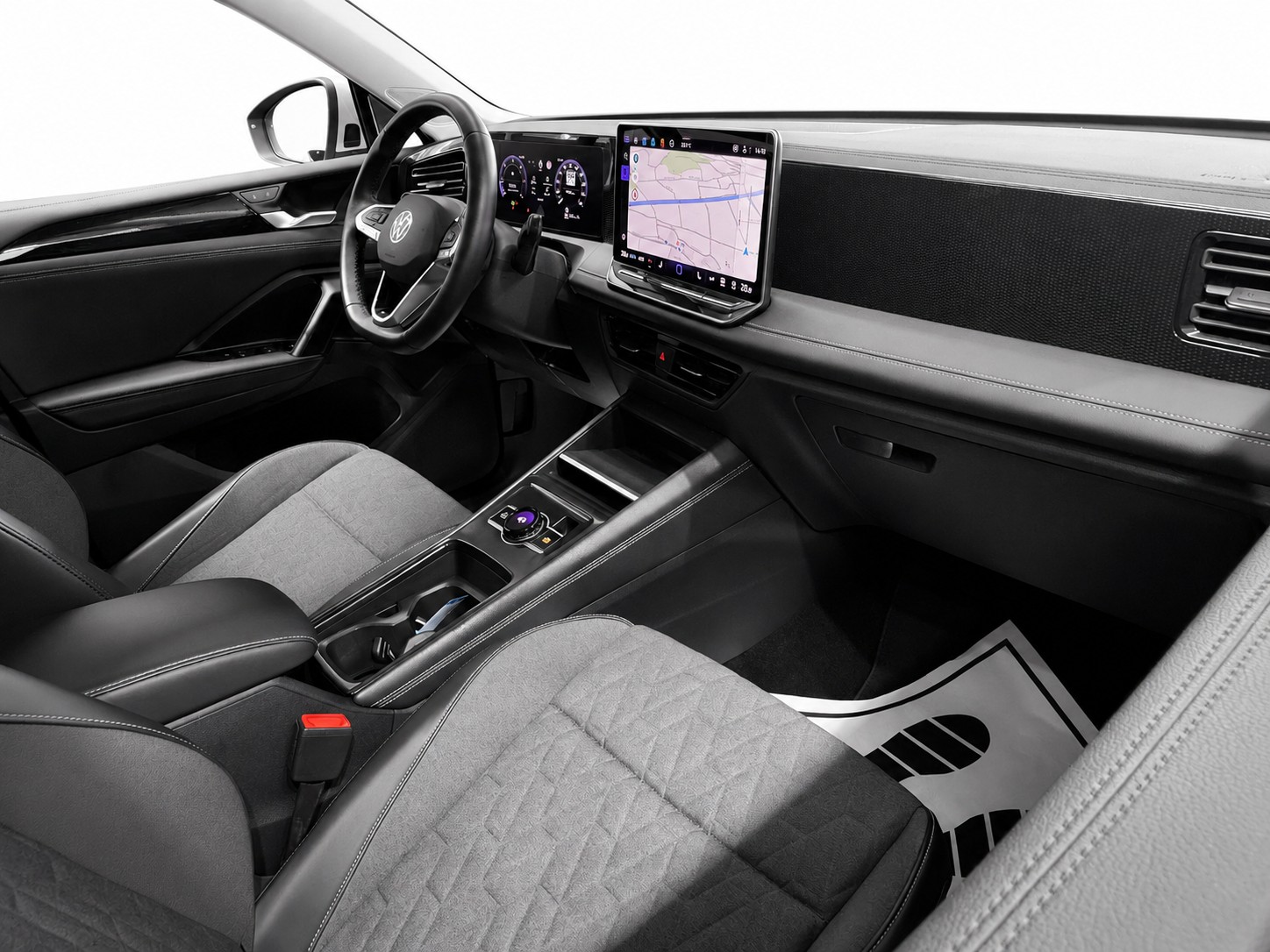 VW Tiguan 2.0 TDI SCR Life DSG * Anhängerkupplung *-image-9