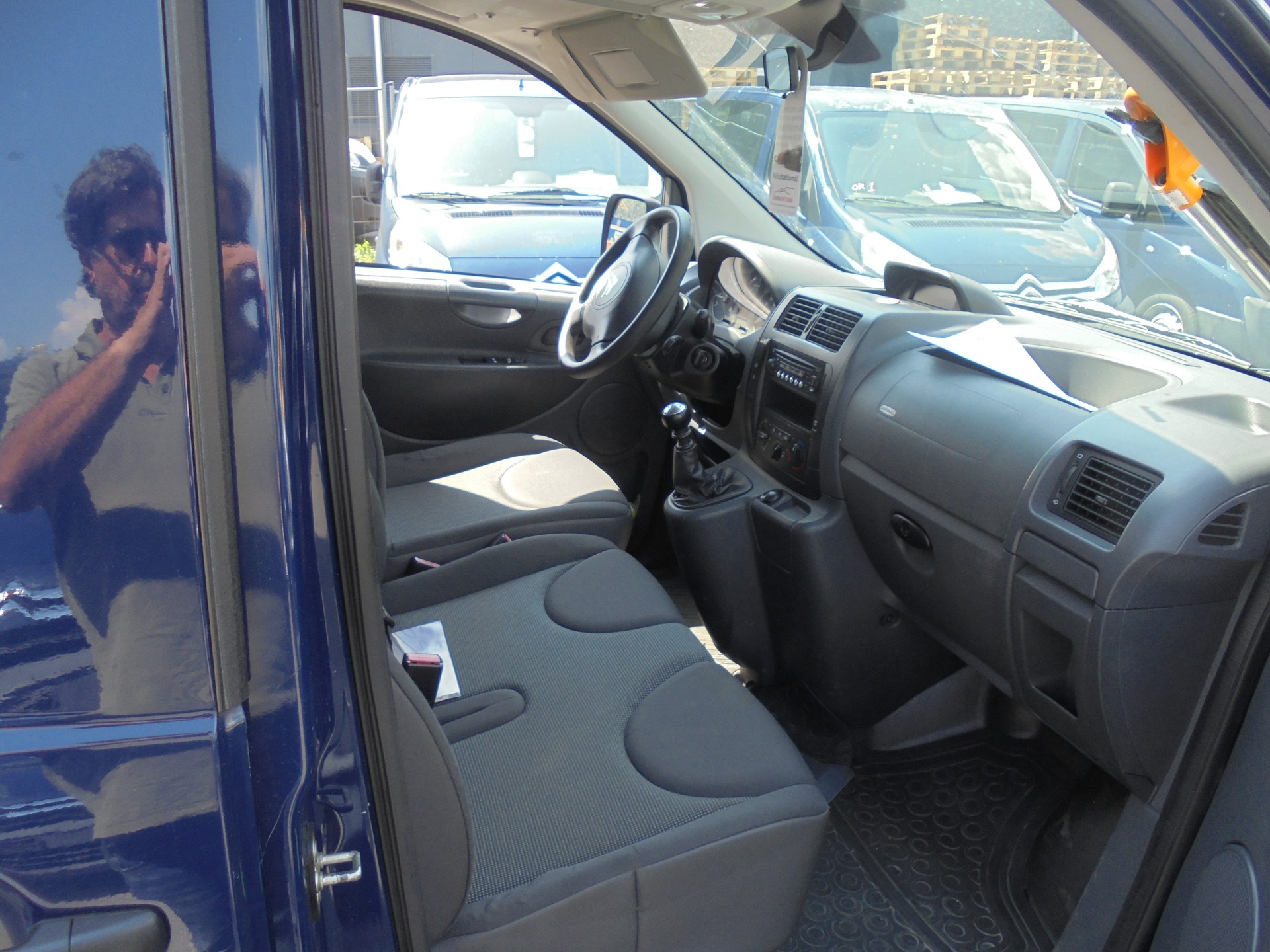 CITROEN Jumpy 2.0 HDi L2H1 Attraction-image-6