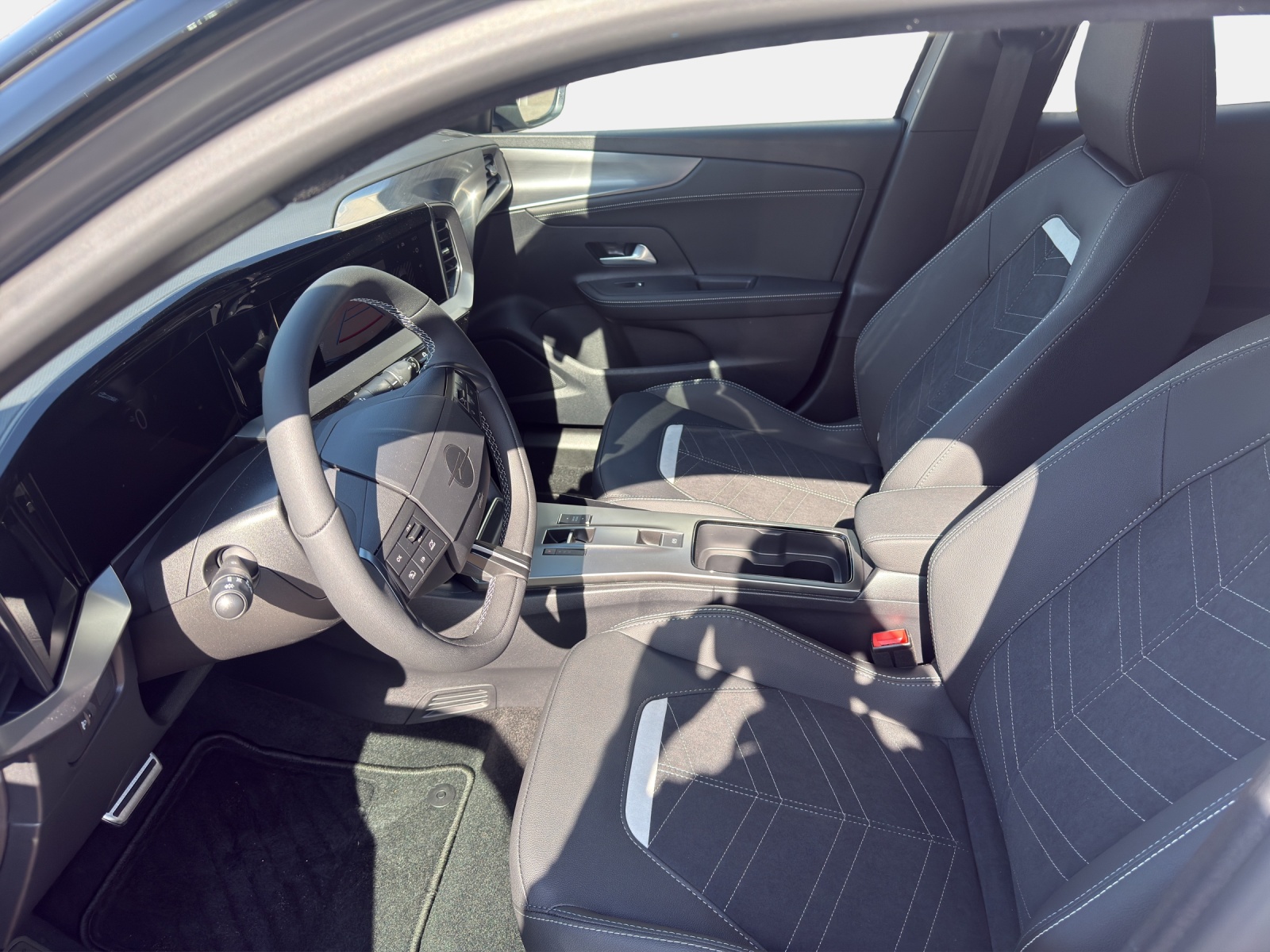 OPEL Mokka 1.2T/136 GS Viva-image-9