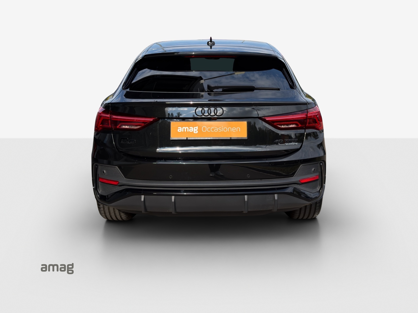 AUDI Q3 Sportback 40 TFSI S line quattro S-tronic-showroom-element-3