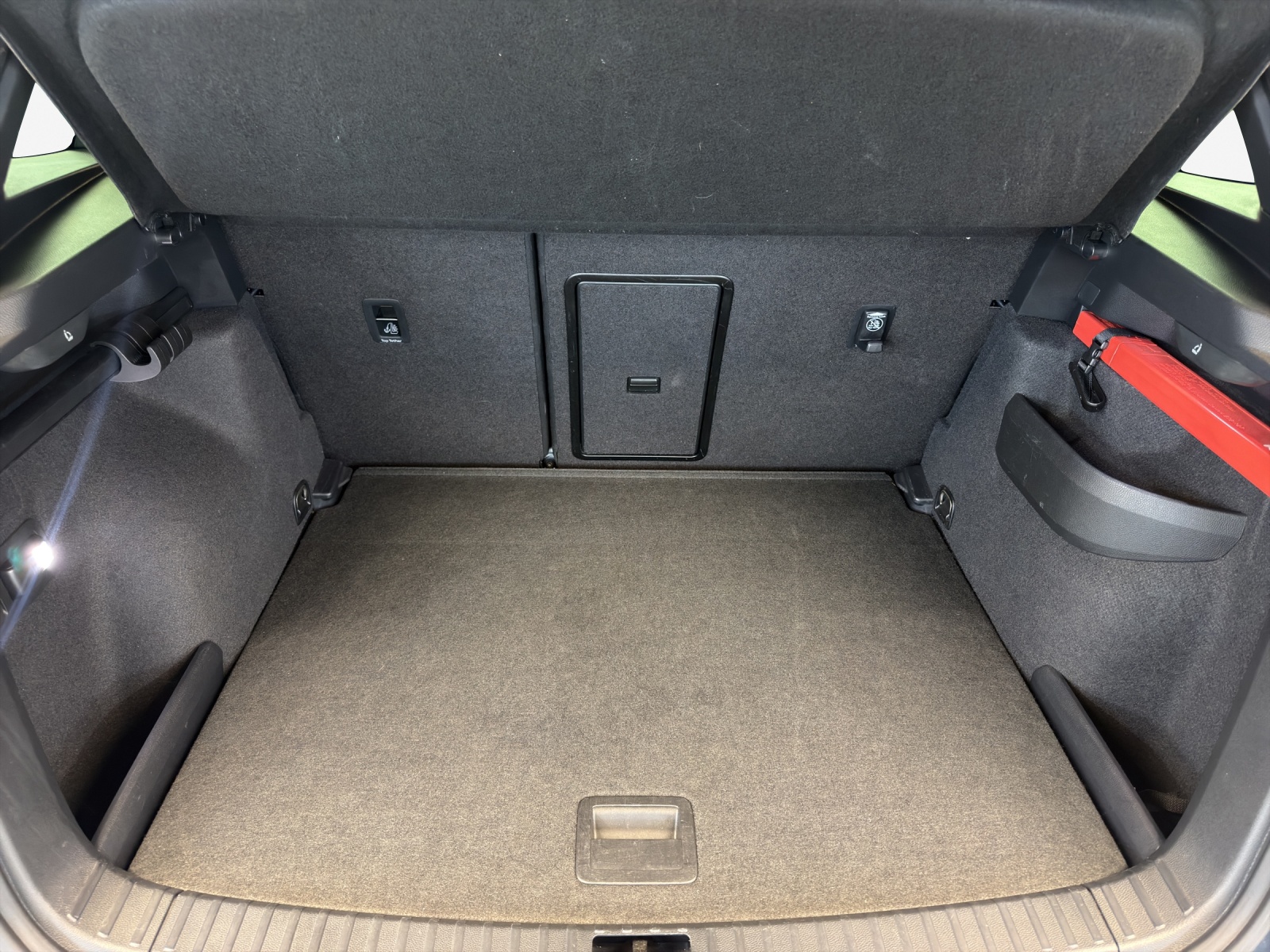 SKODA Karoq 1.5 TSI ACT SportLine DSG-image-12