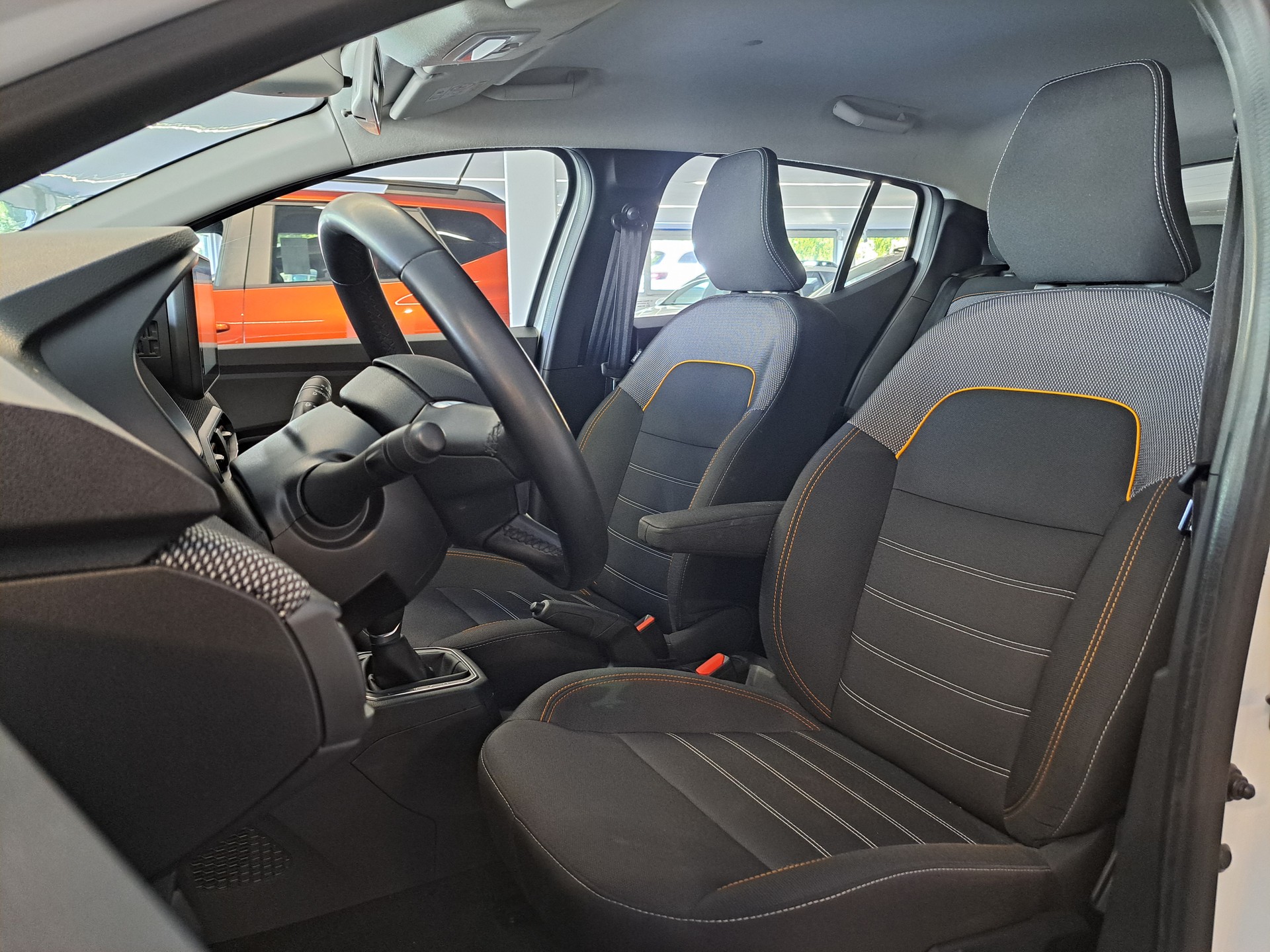 DACIA Sandero Stepway TCe 90 Expression CVT-image-4