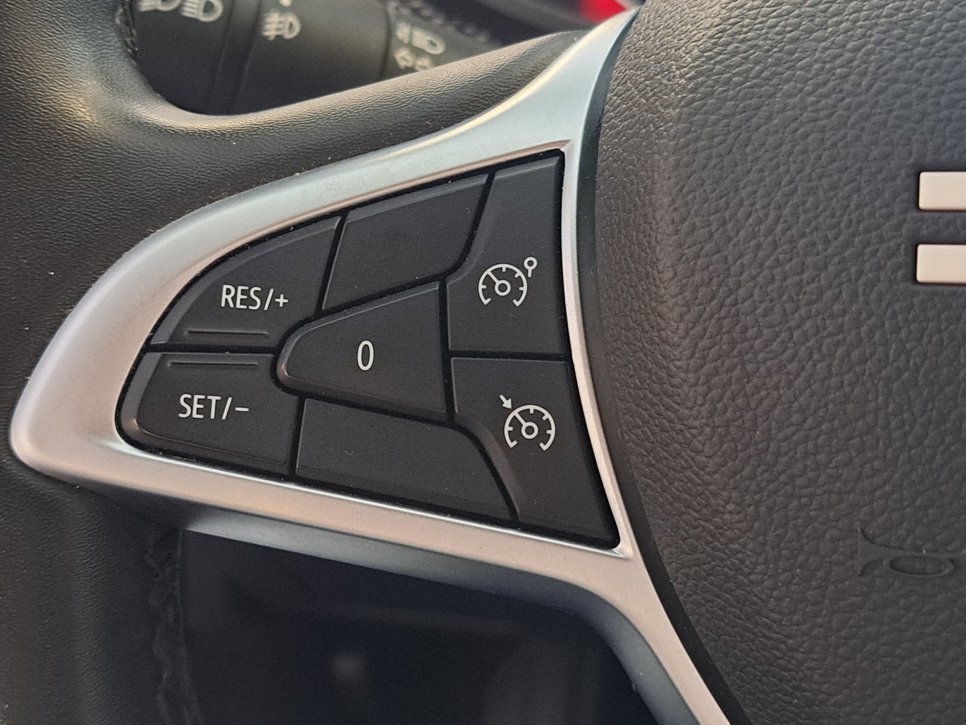 DACIA Sandero Stepway TCe 90 Expression CVT-image-9