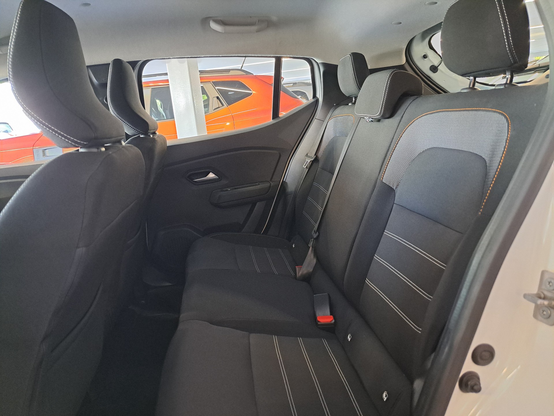 DACIA Sandero Stepway TCe 90 Expression CVT-image-5