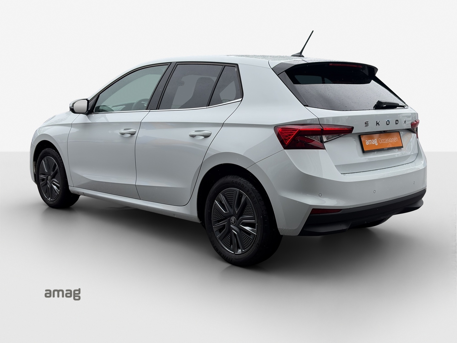 SKODA Fabia 1.0 TSI Dynamic DSG-image-2