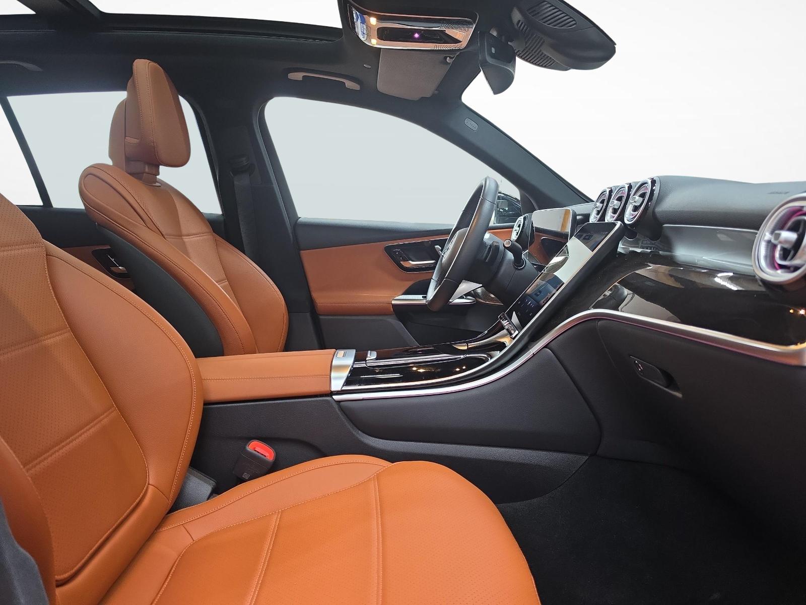 MERCEDES-BENZ GLC 300 e 4MATIC Avantgarde Line-image-7