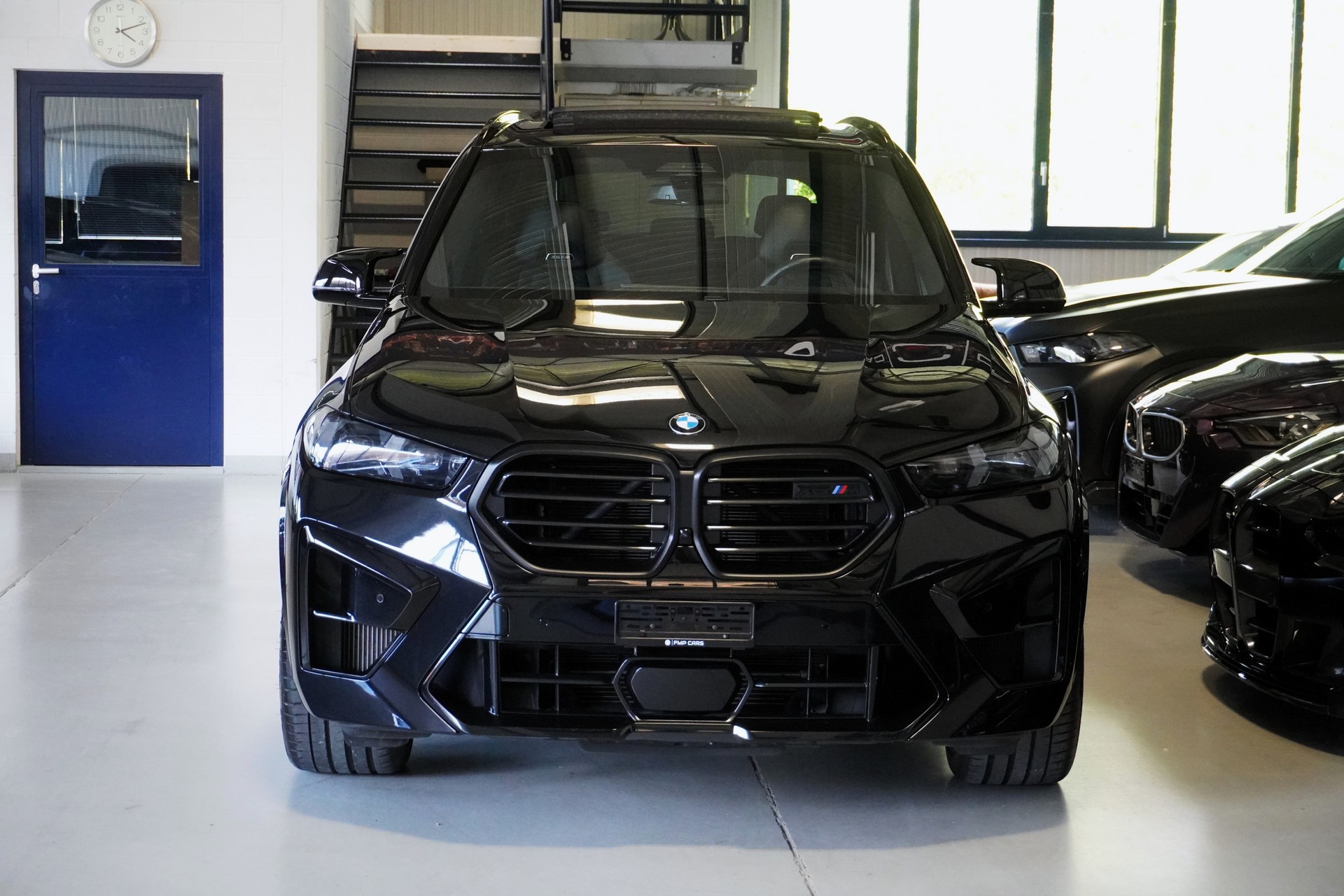 BMW X5M Competition // BMW Werksgarantie bis 10/2030 // Panorama Sky Lounge //-image-1