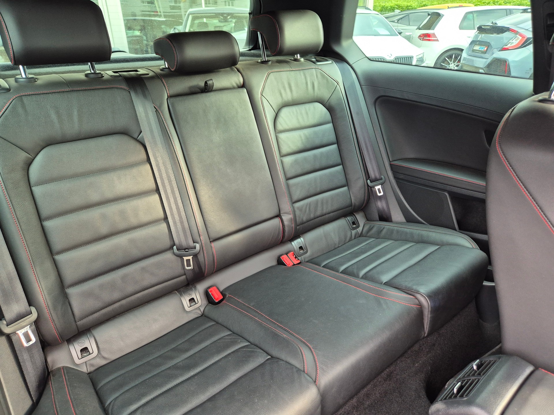 VW Golf 2.0 TSI GTI Performance DSG-image-18