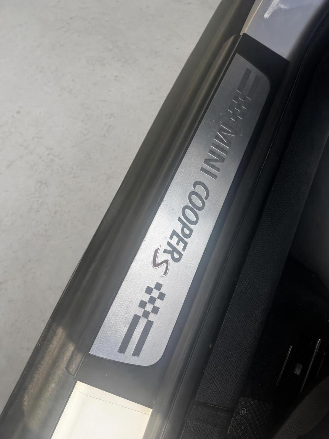 MINI Countryman Cooper S ALL4 Snowhill-image-7