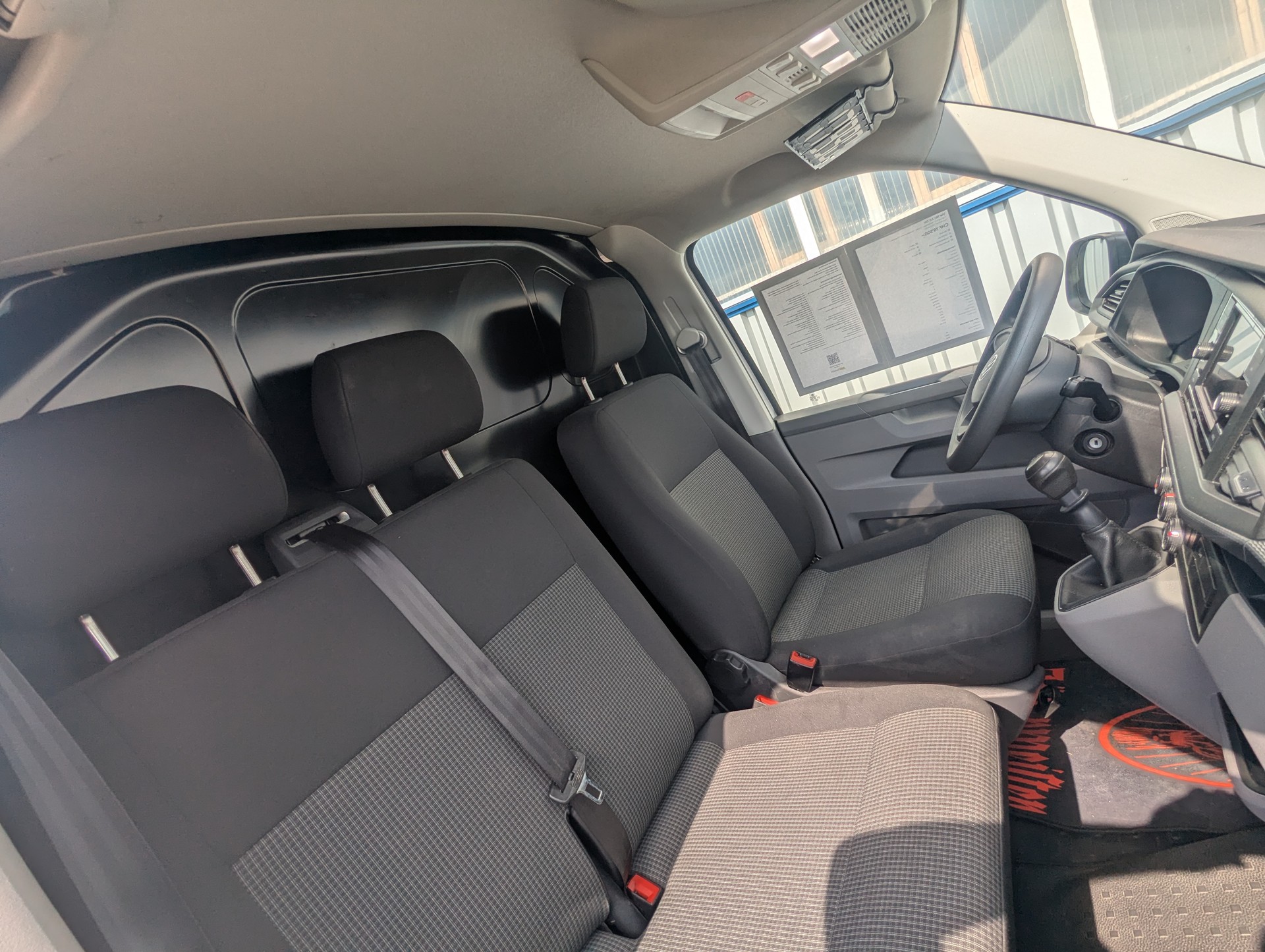 VW T6.1 2.0 TDI-image-13