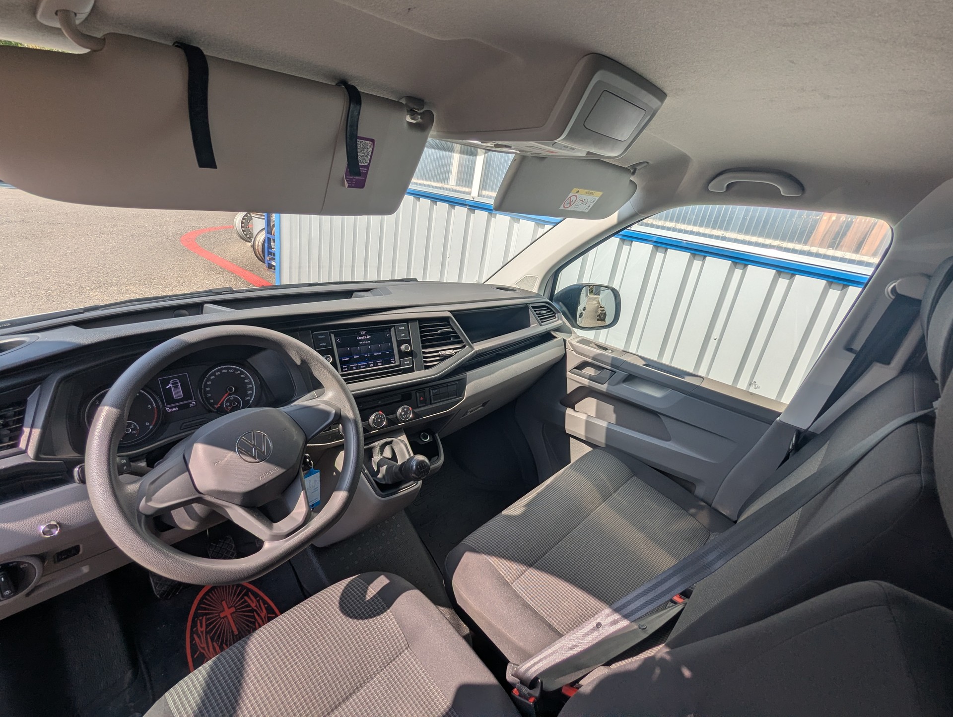 VW T6.1 2.0 TDI-image-22